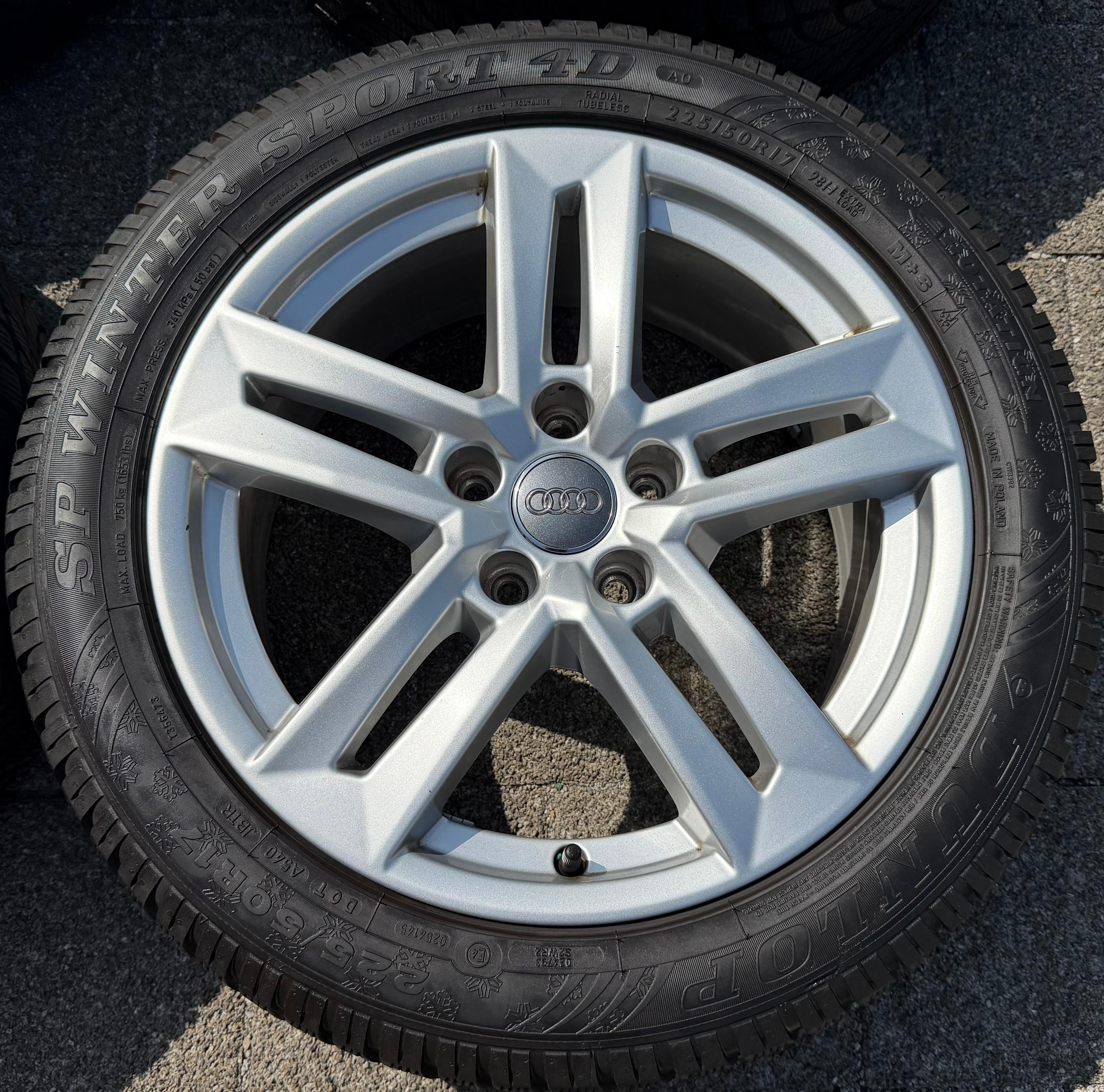 4 Original 17" Alu Winterräder Audi A4 B9 8W 8W0601025P 225/50R17 98H Dunlop 2020