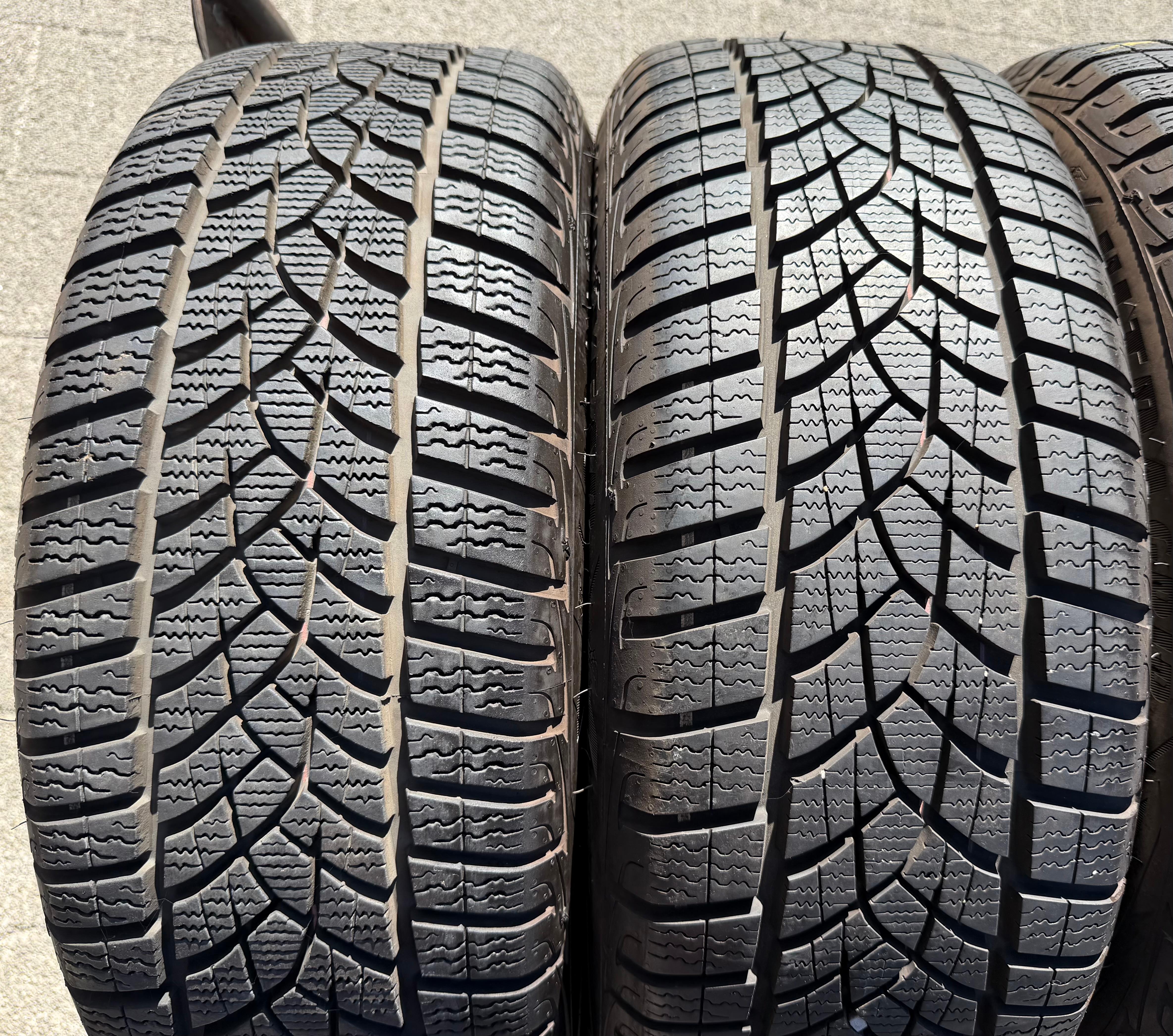 4 Original Alu Winterräder Audi A3 8Y 8Y0071496 205/55R16 91H Goodyear