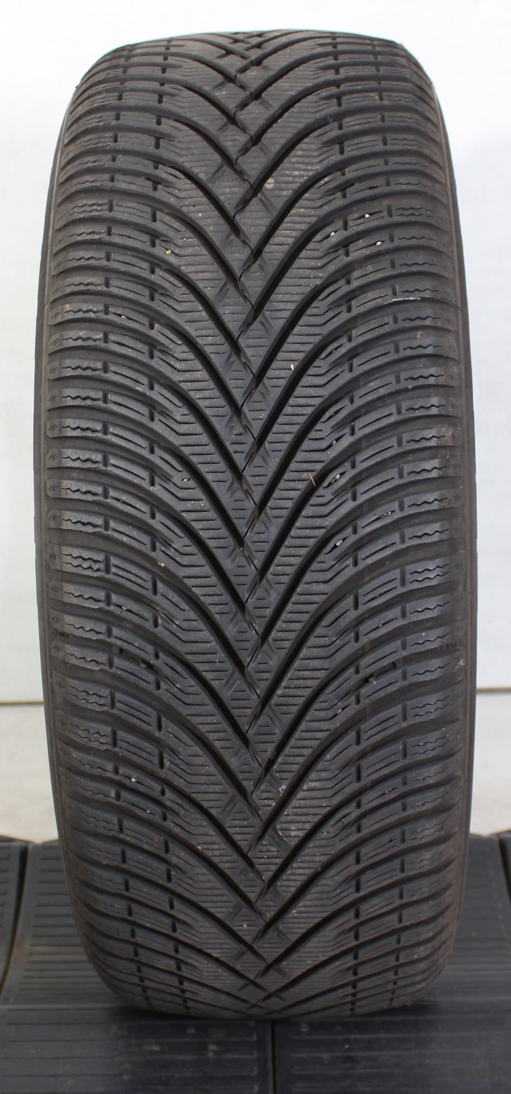 1 x 215/55R18 95H Winterreifen BFGoodrich G-Force Winter 2 SUV 6-6,5mm 2022