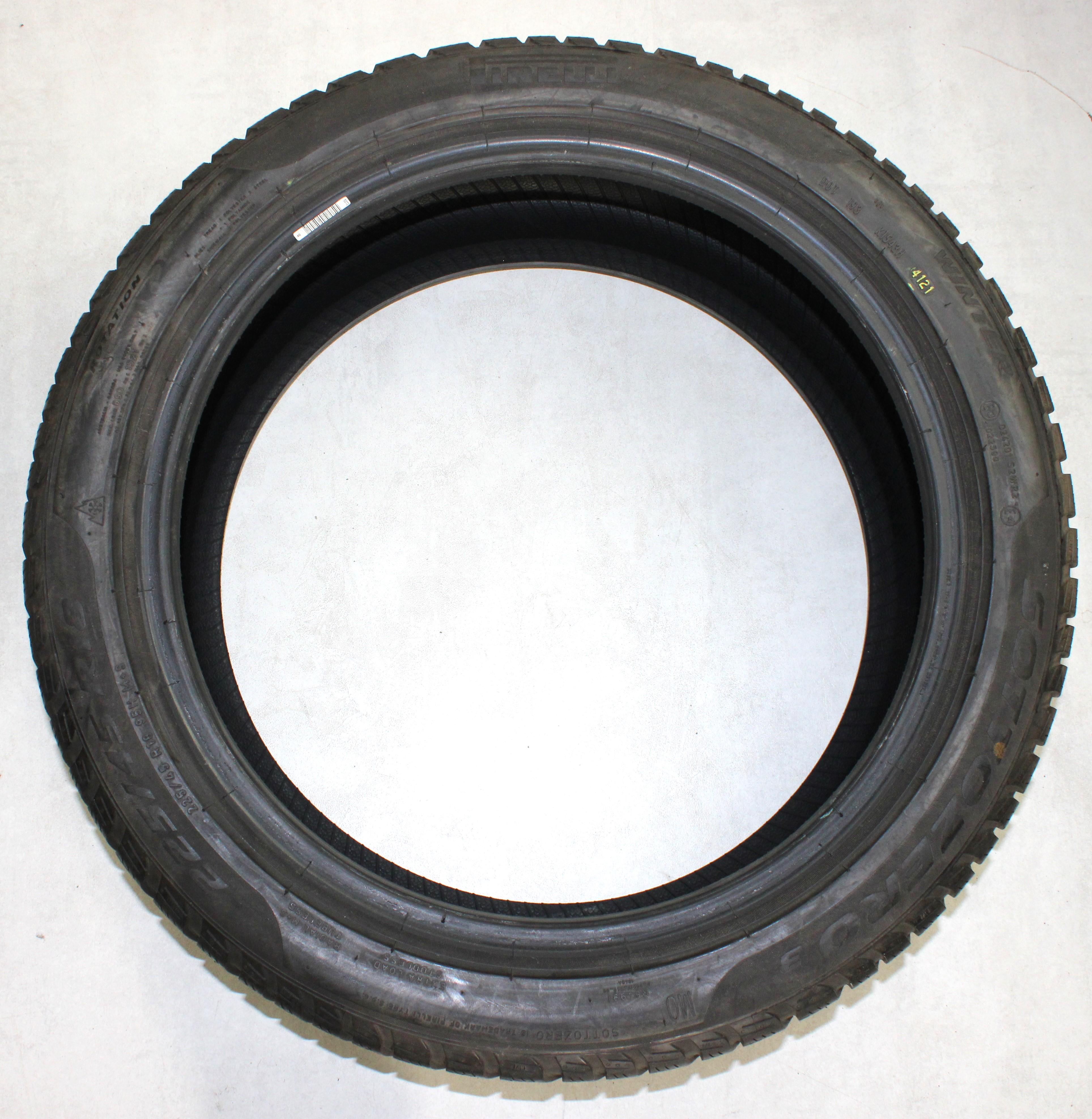 4 x 225/45R18 95H Winterreifen Pirelli Sottozero 3 MO 2x4mm/2x5,5-6mm 2021