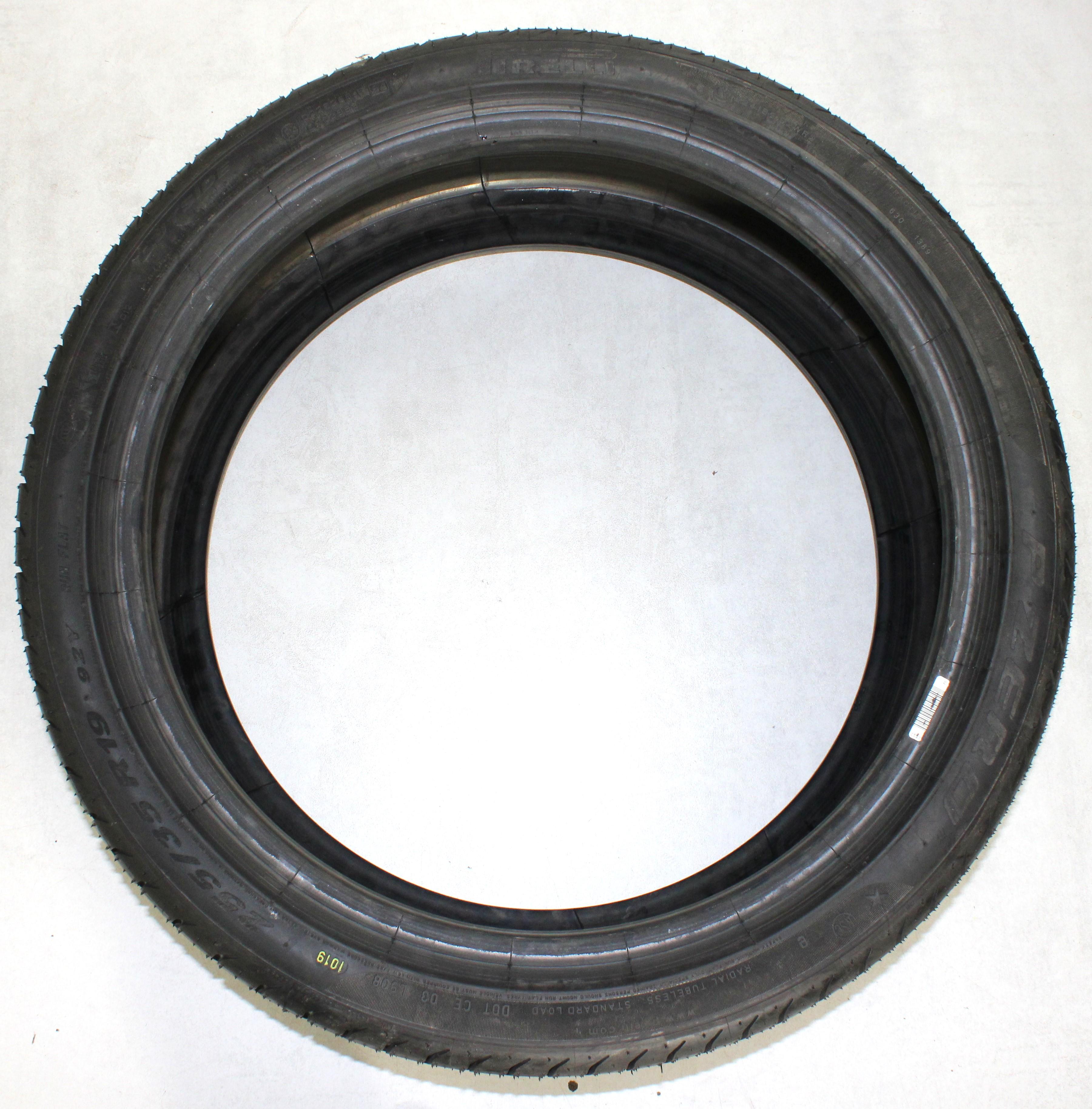 1 x 255/35R19 92Y pneumatico estivo Pirelli Pzero * Runflat NUOVO 2019