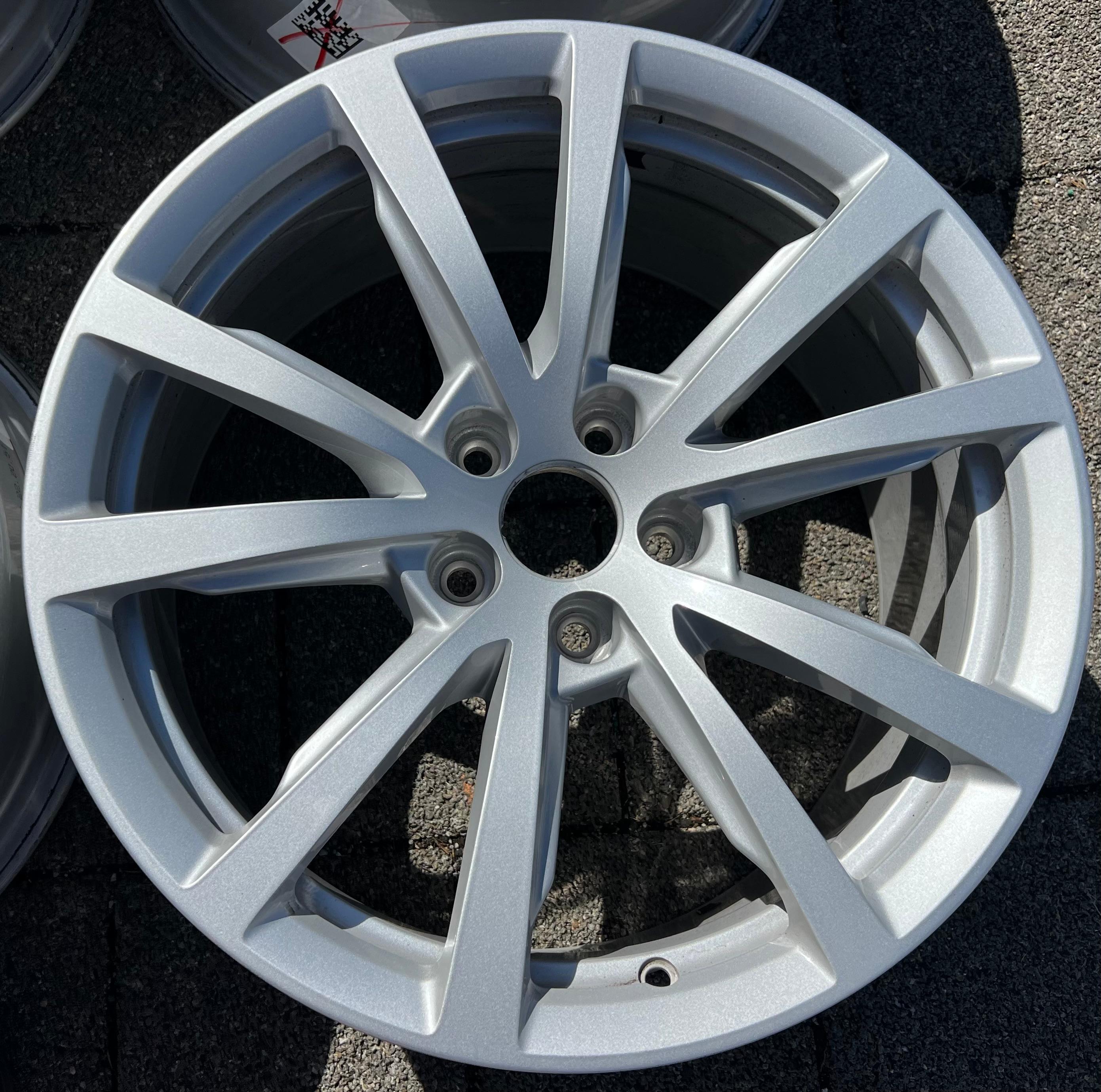 4 ORIGINAL 18" ALUFELGEN FELGEN AUDI A8 4N 4N0601025A 8x18 ET29 FREIHAUS