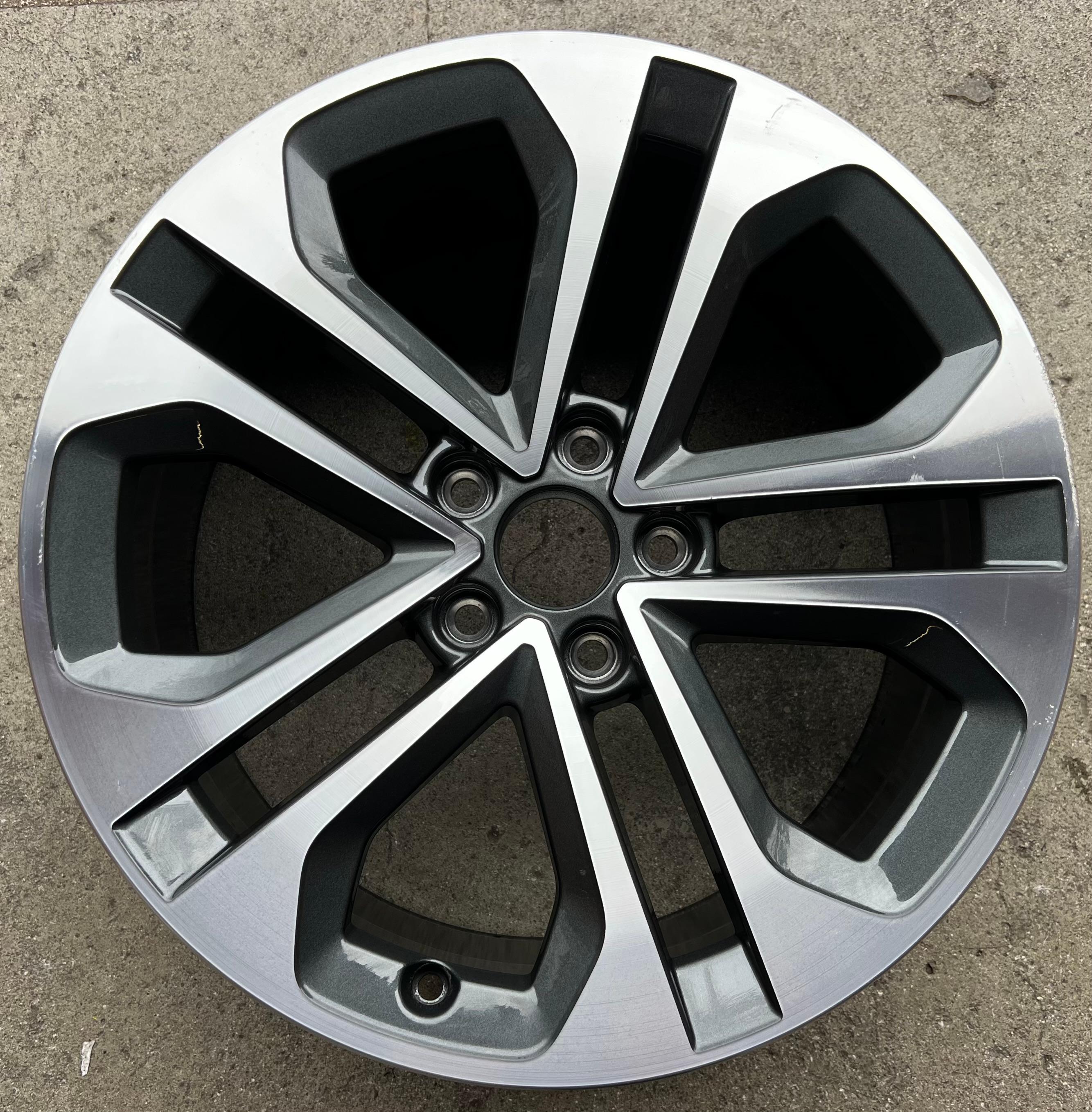 1 x ORIGINELE 18" ALUMINIUM VELG AUDI A3 S3 8Y 8Y0601025CE 8x18 ET46 GRATIS VERZENDING