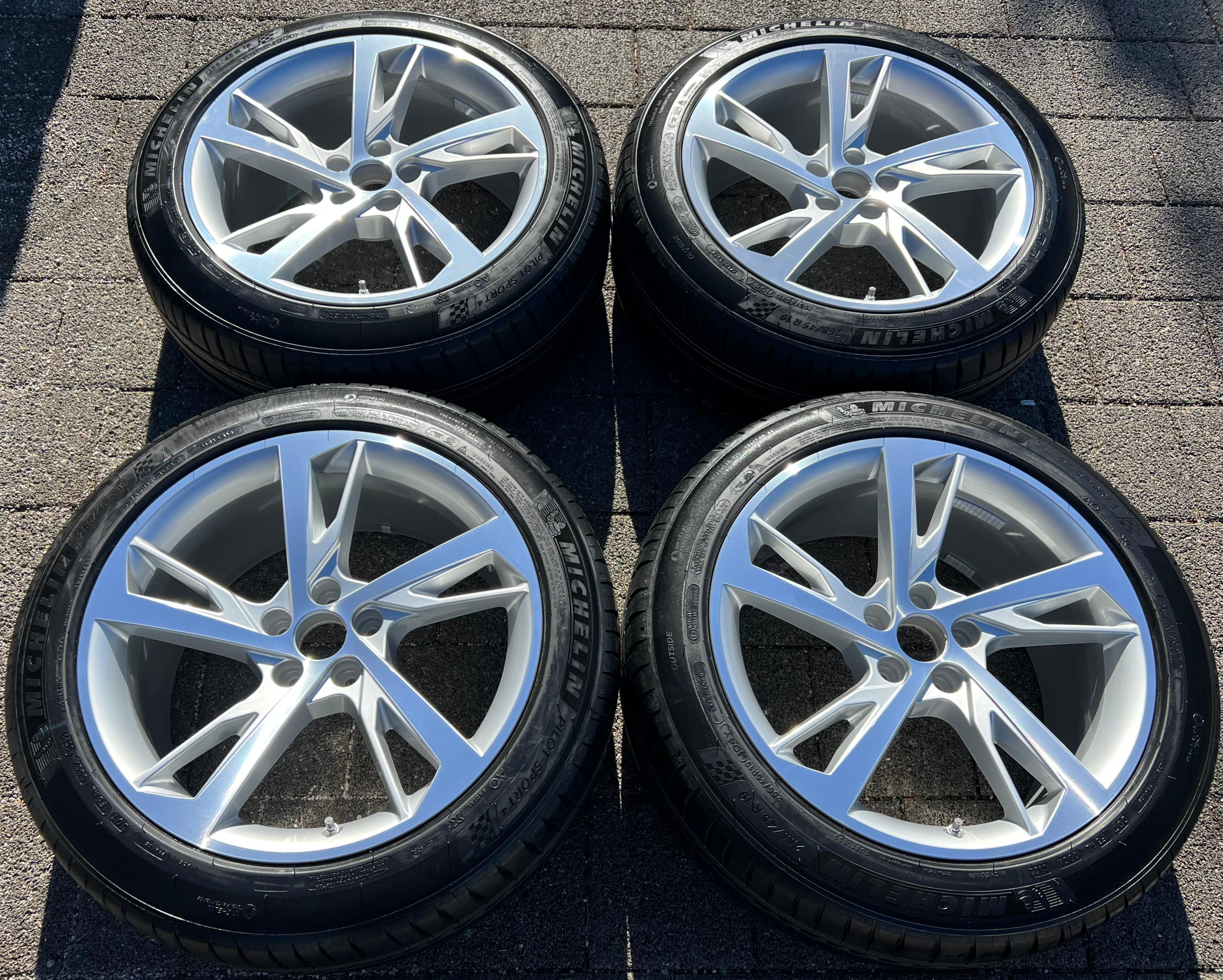 4 RUEDAS DE VERANO ORIGINALES DE ALUMINIO DE 19" AUDI A8 4N 255/45R19 104Y 4N0601025AJ 2022 NUEVAS