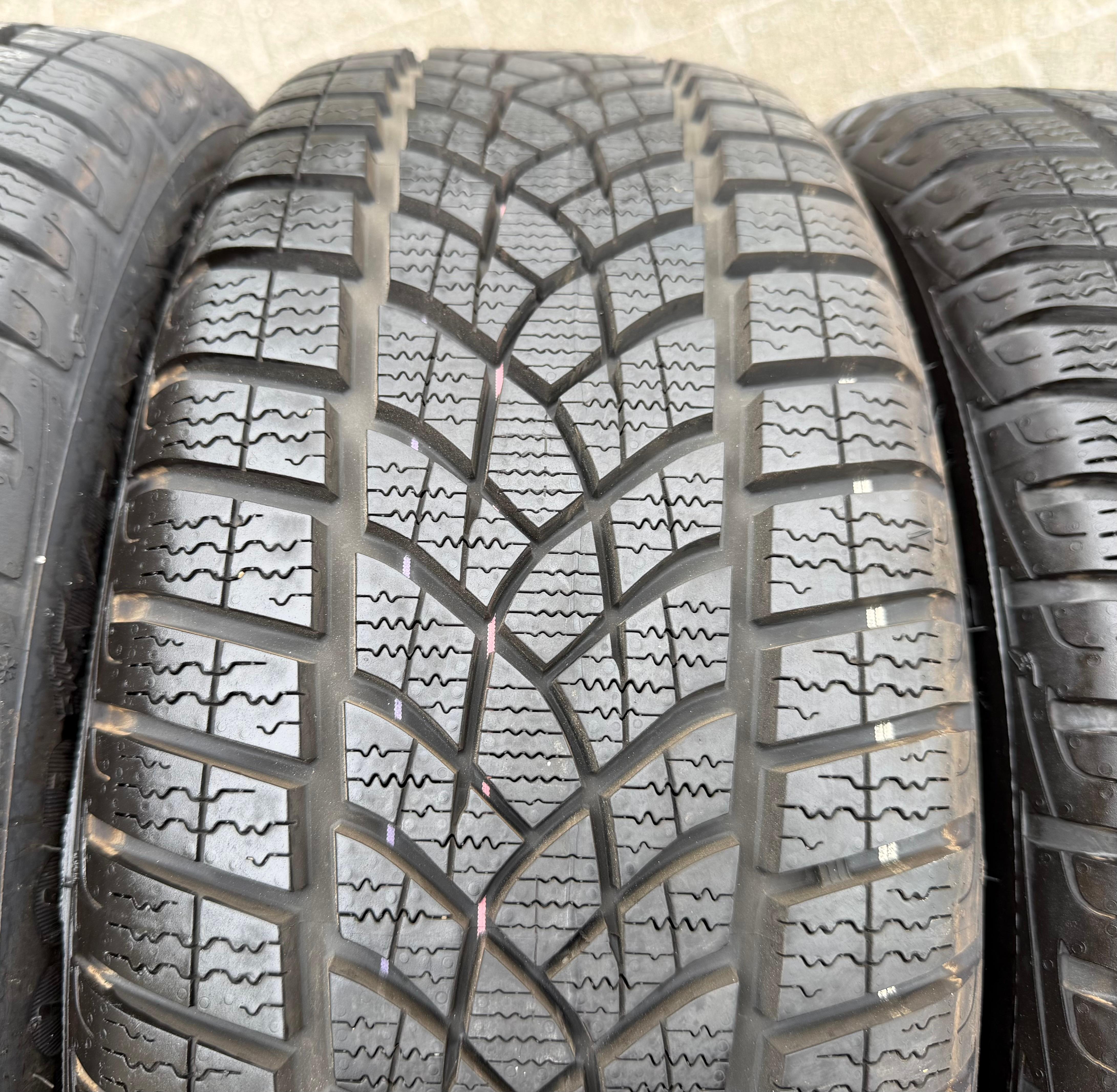 4 Winterräder Audi A3 8V Sportback Cabrio  205/55R16 91H Goodyear 8V0601027A