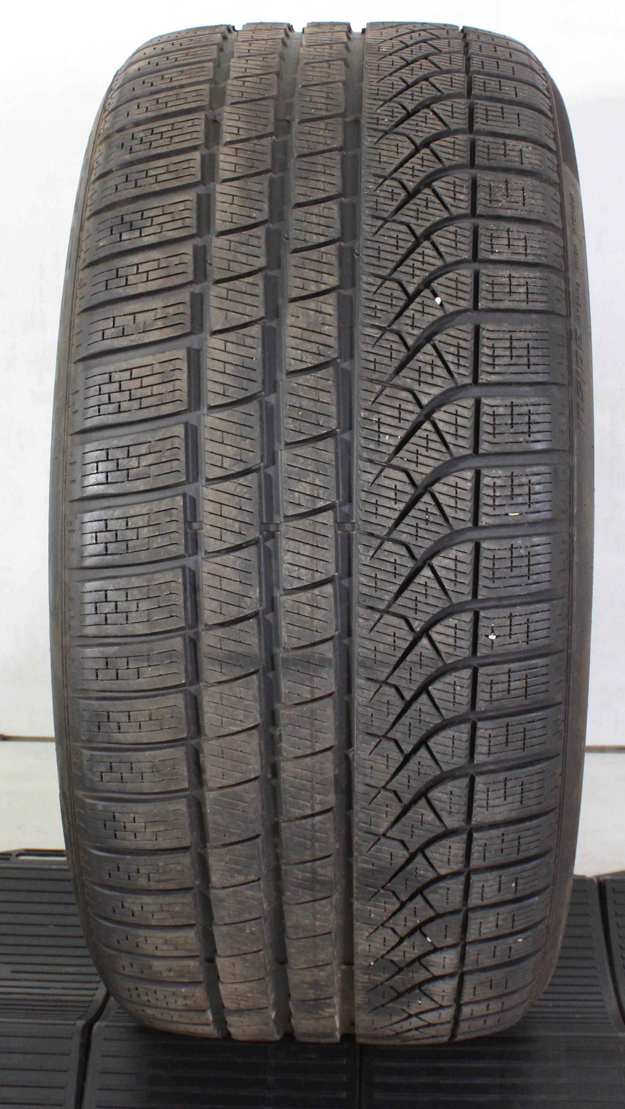 1 x 285/40R20 108V Winterreifen Pirelli Pzero Winter NF0 5,5-6mm 2023
