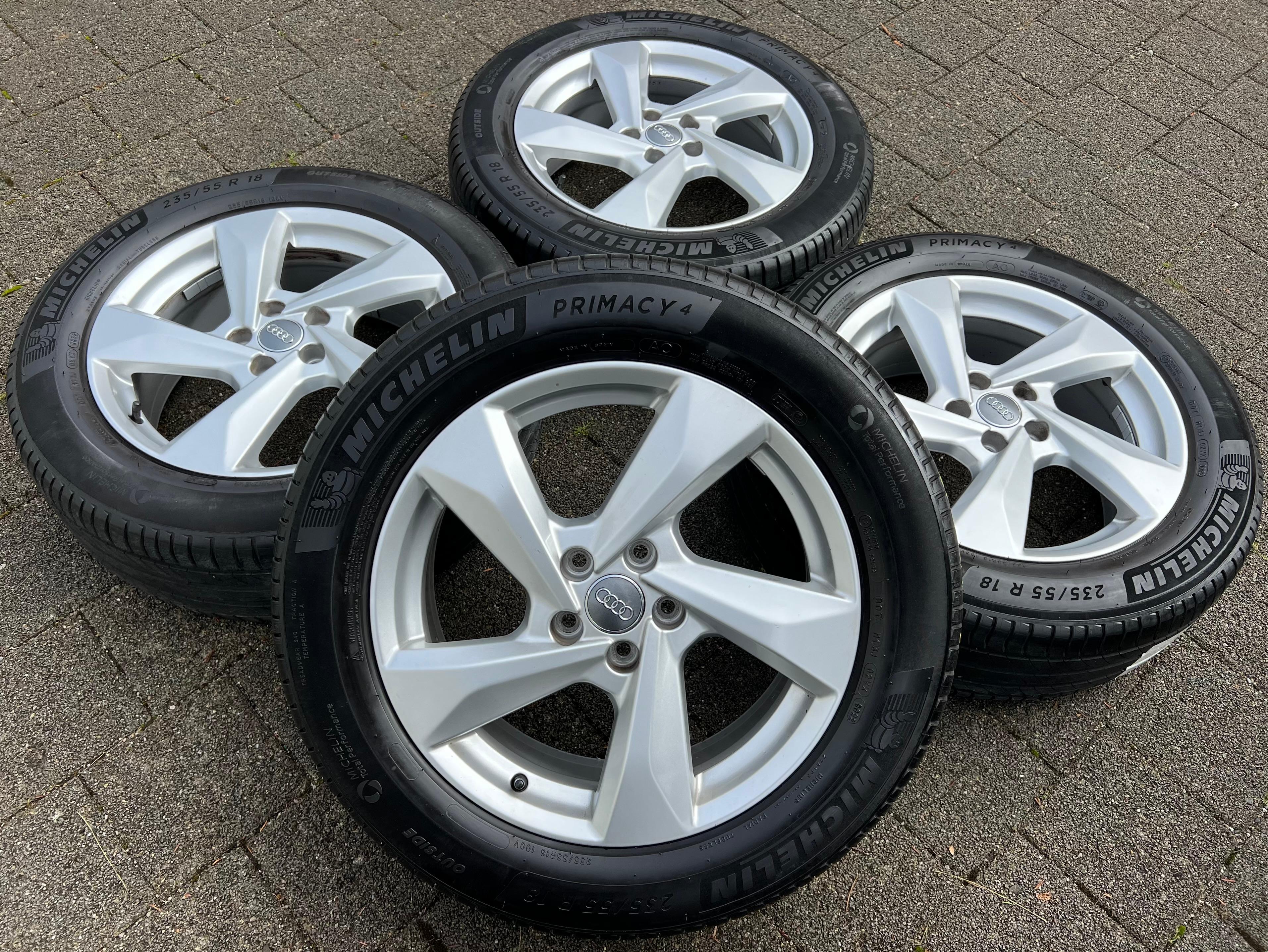 4 ORIGINAL 18" ALU SOMMERRÄDER AUDI Q3 F3 SQ3 83A601025H 235/55R18 100V FREIHAUS