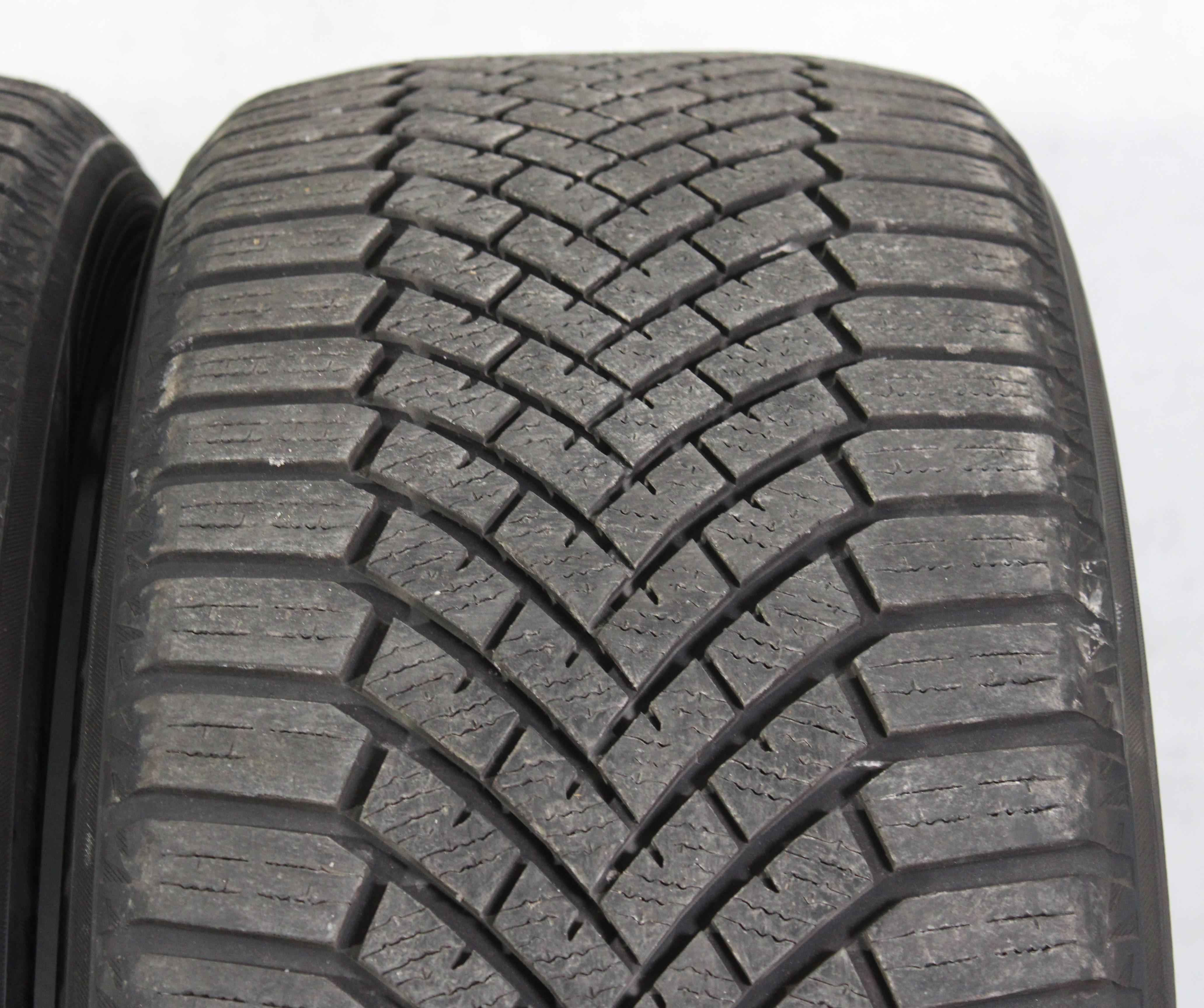 2 x 255/45R21 106V Winterreifen Yokohama BluEarth Winter V906 SUV 7-7,5mm 2024 XL
