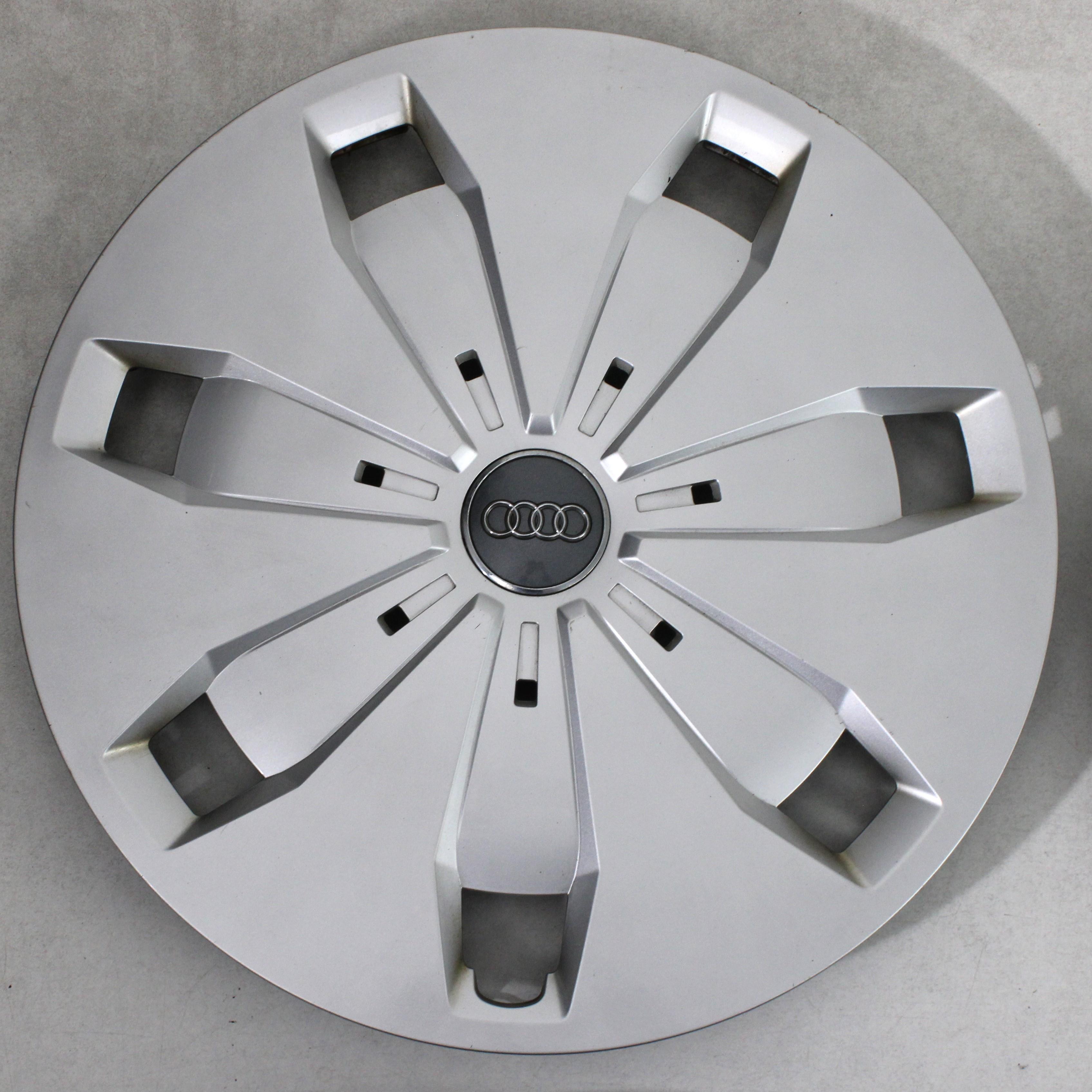 4x Original 16" Radkappen Audi A3 A4 Q2 81A601147 16 Zoll Radblenden