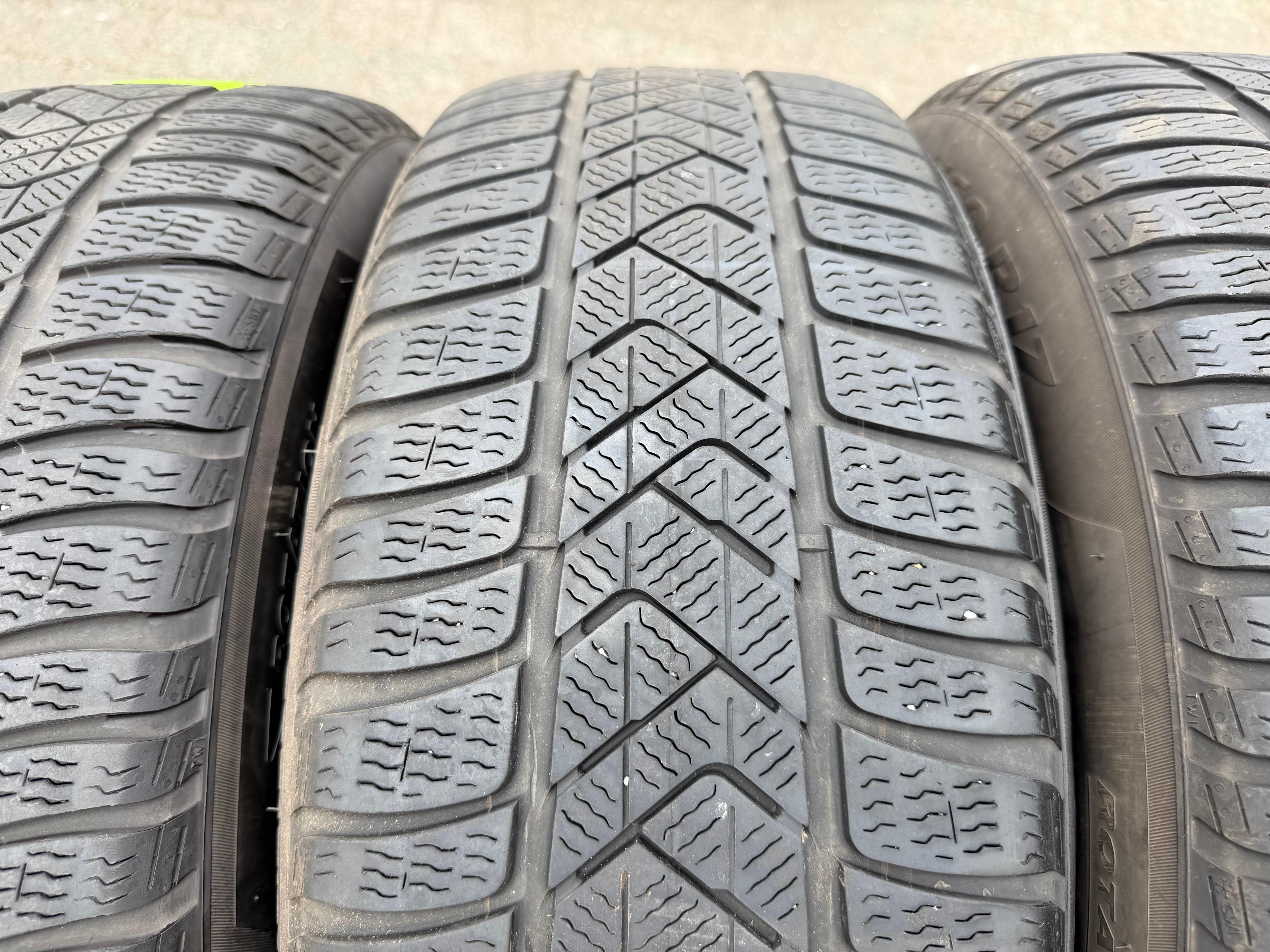 4 Original 17" Alu Winterräder Audi A6 4K C8 F2 225/60R17 99H 4K0601025 Pirelli