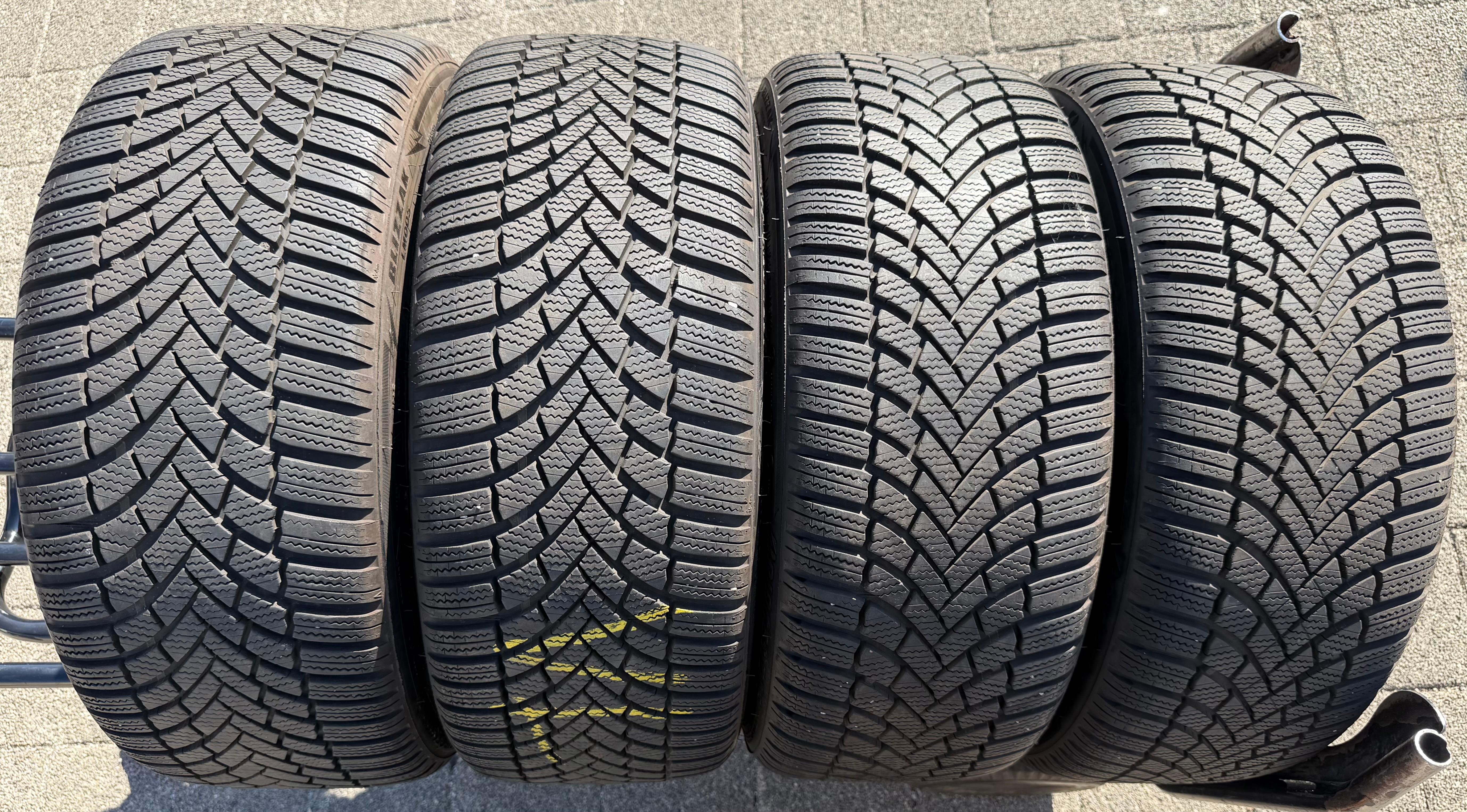 4 Original 18" Alu Winterräder Audi A3 S3 8Y 8Y0601025J 225/40R18 92V Bridgestone 2022