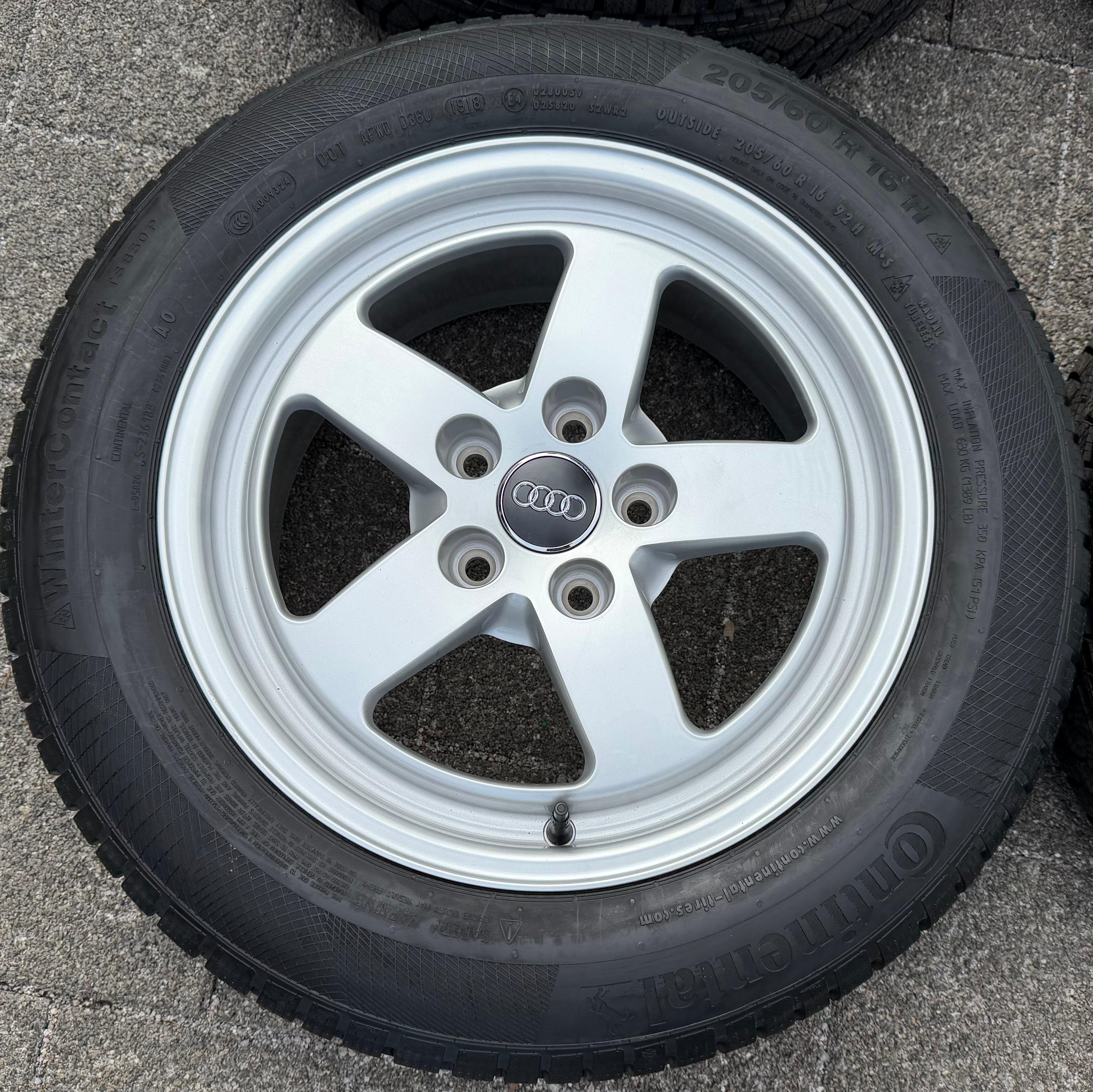 4 Original Alu Winterräder Audi A4 B9 8W 205/60R16 92H 8W0601025 Continental