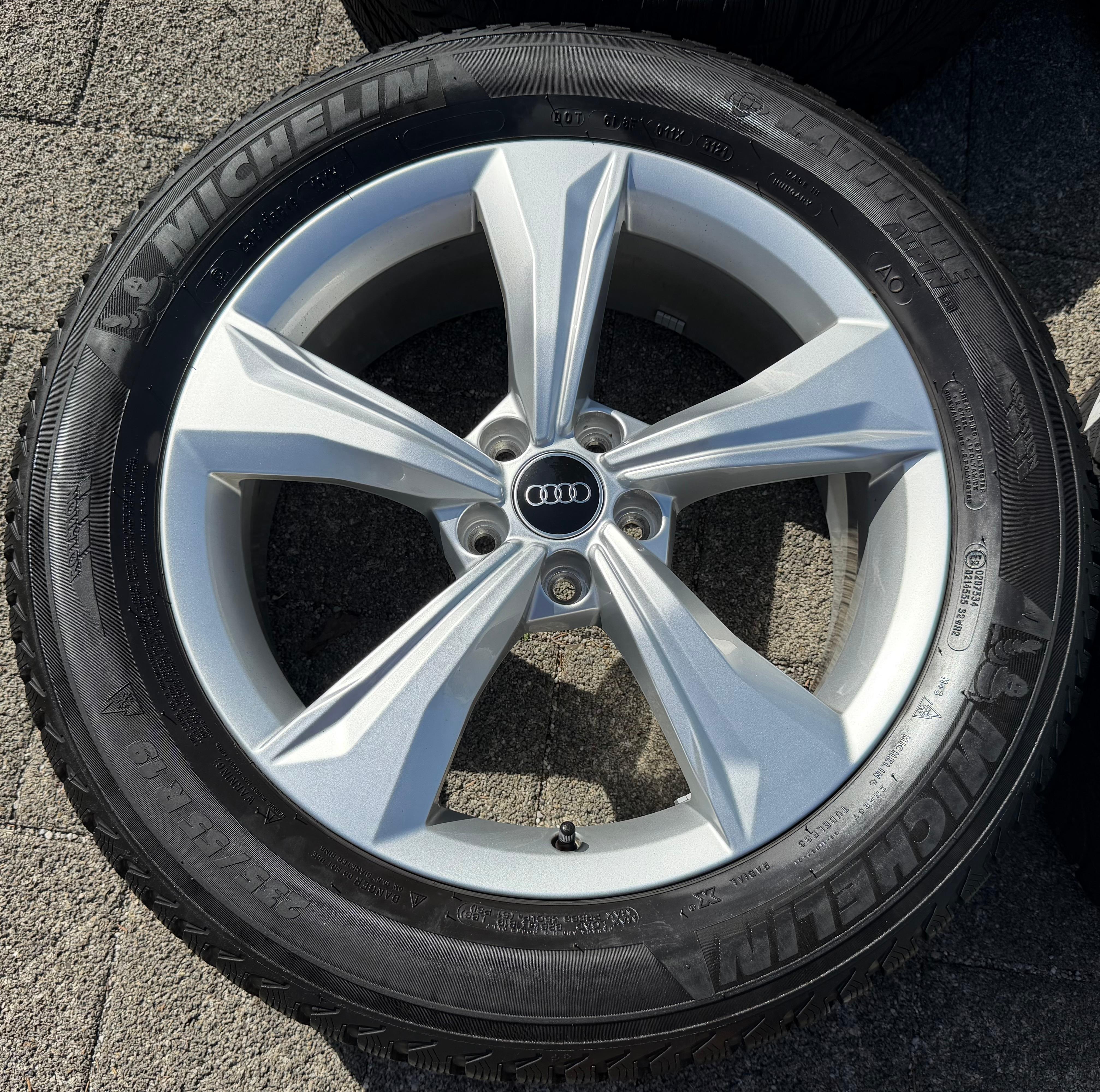4 ruedas de invierno de aluminio originales de 19" para Audi Q5 SQ5 FY 80A601025K 235/55R19 101H Michelin 2021