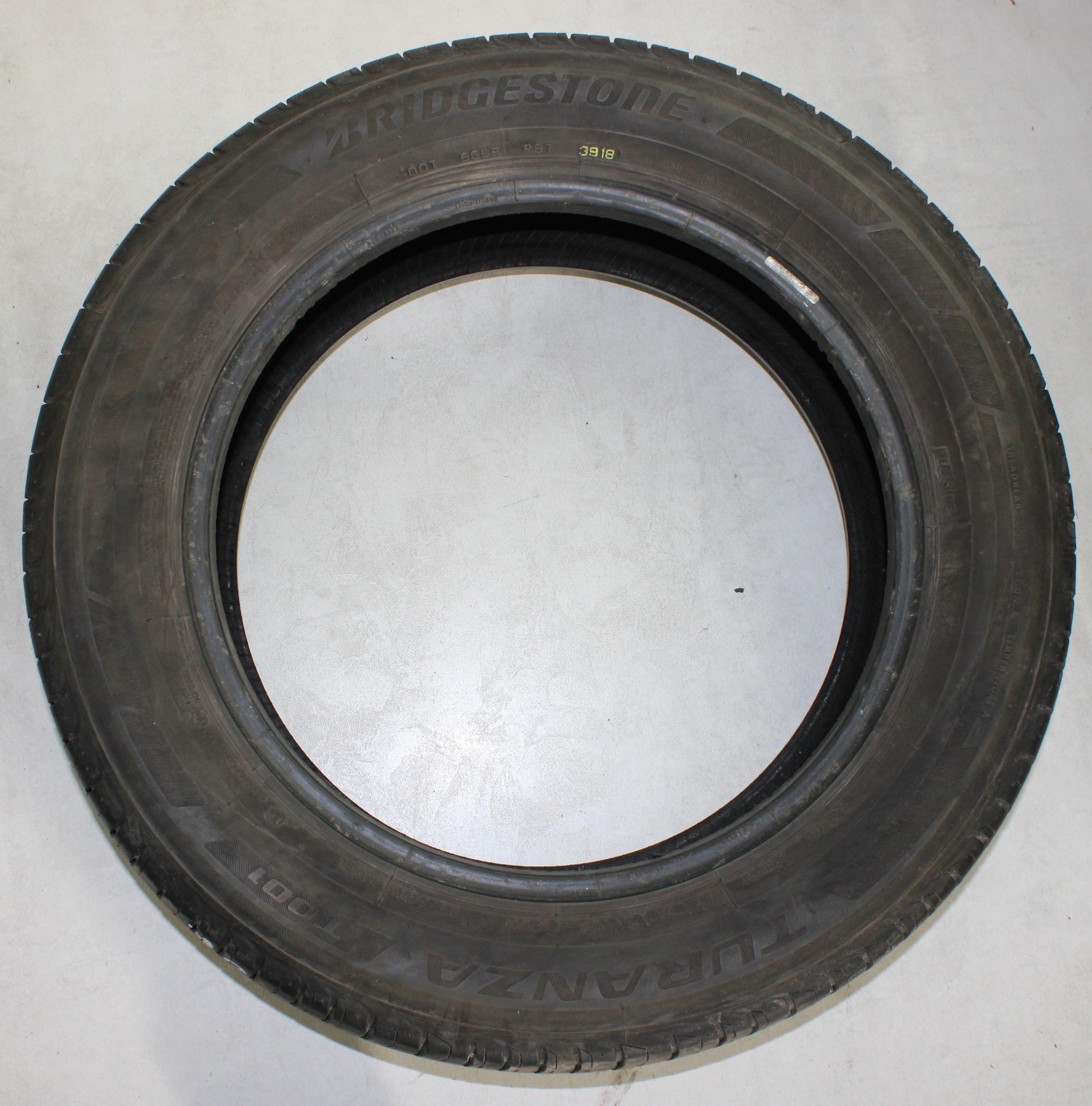2 x 215/60R17 96H Sommerreifen Bridgestone Turanza T001 5,5-6mm 2018