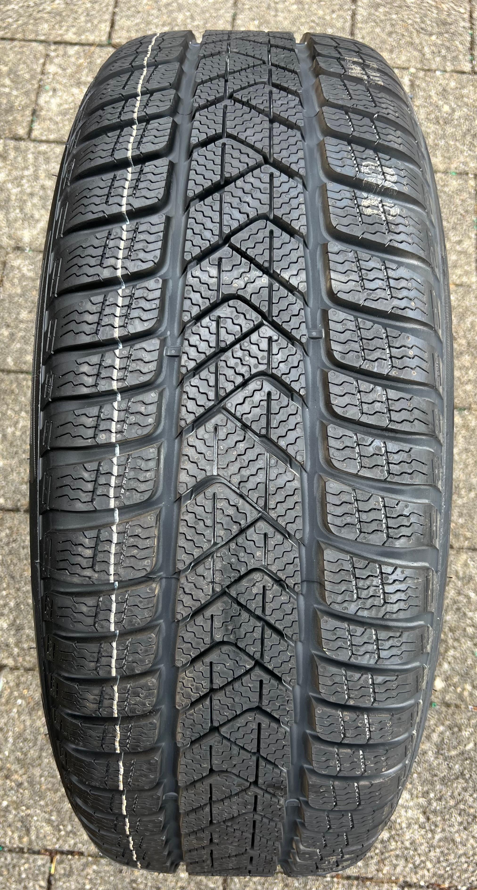 1 x 225/55R17 97H Winterreifen Pirelli Sottozero 3 Runflat NEU 2020
