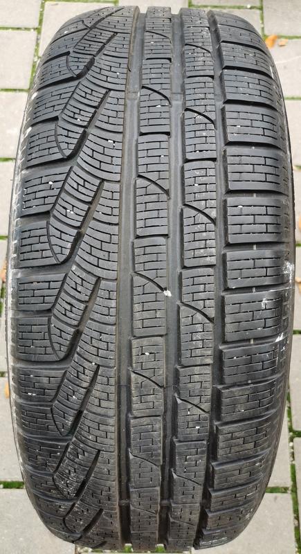 1 x 225/45R18 95V Winterreifen Pirelli Sottozero 2 Runflat 6-6,5mm 2016