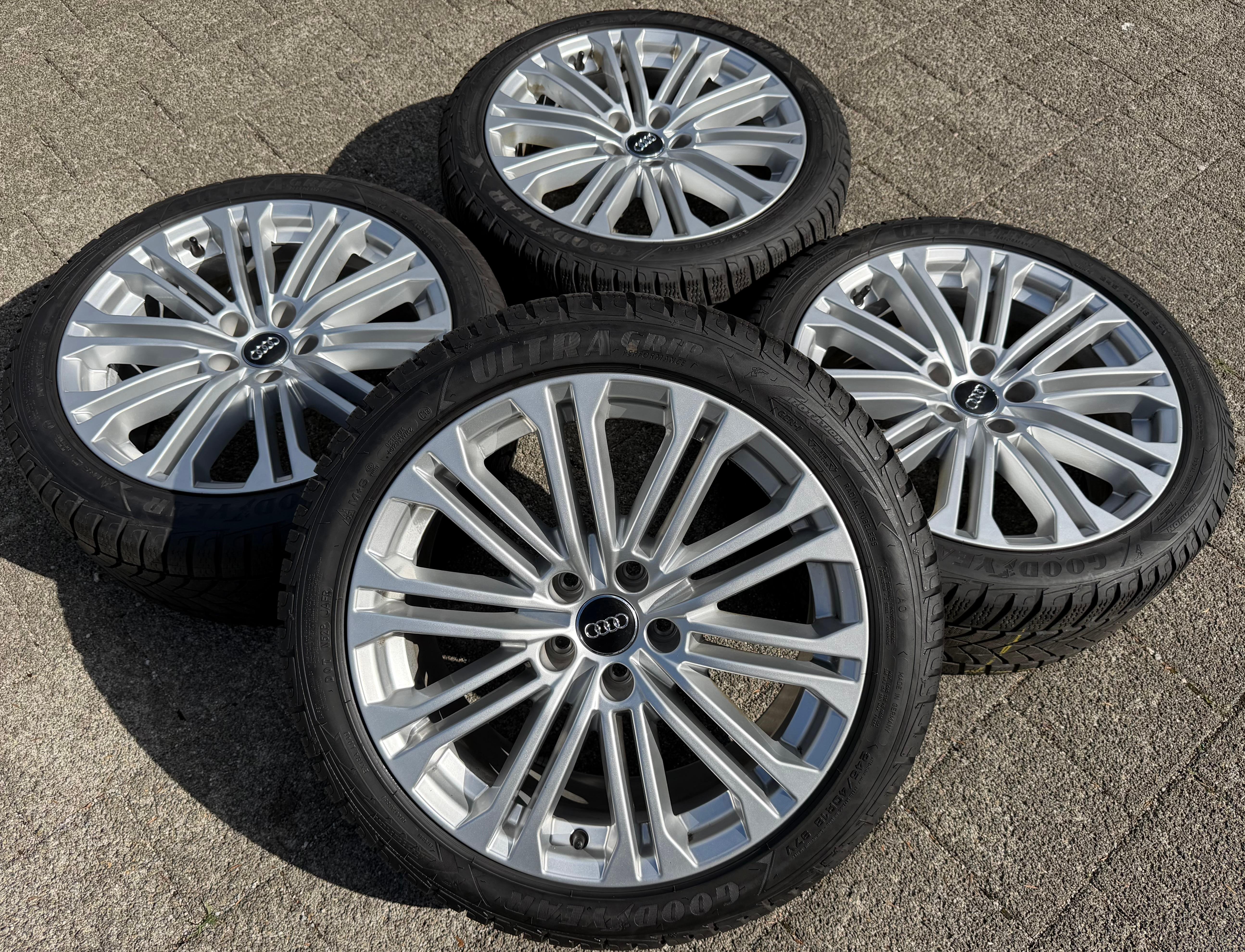 4 Original 18" Alu Winterräder Audi A5 S5 8W F5 245/40R18 97V 8W0601025EE Goodyear