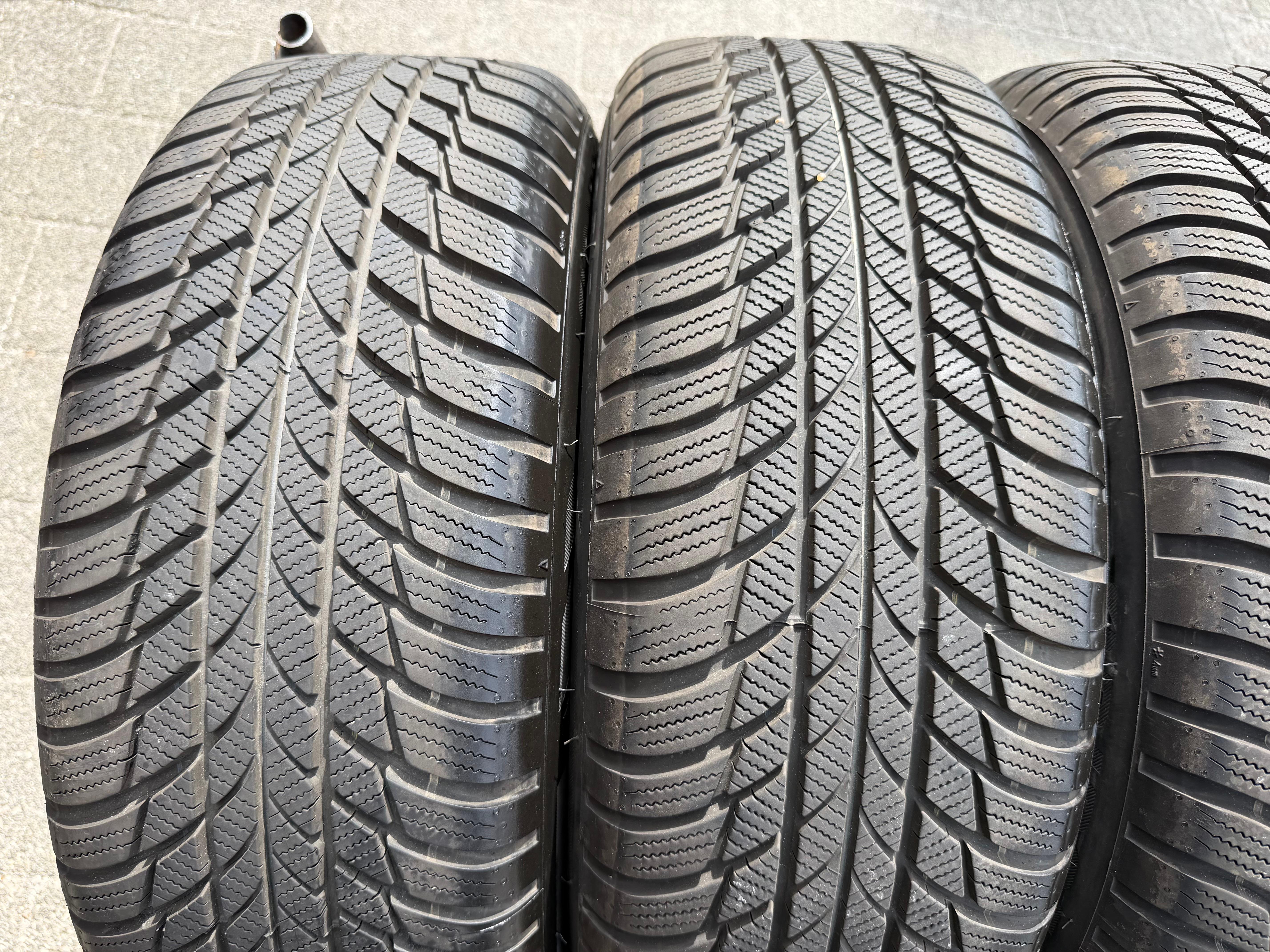 4 ruote complete in lega originali invernali Audi A1 Allstreet City Carver GBH 82B071496 Bridgestone