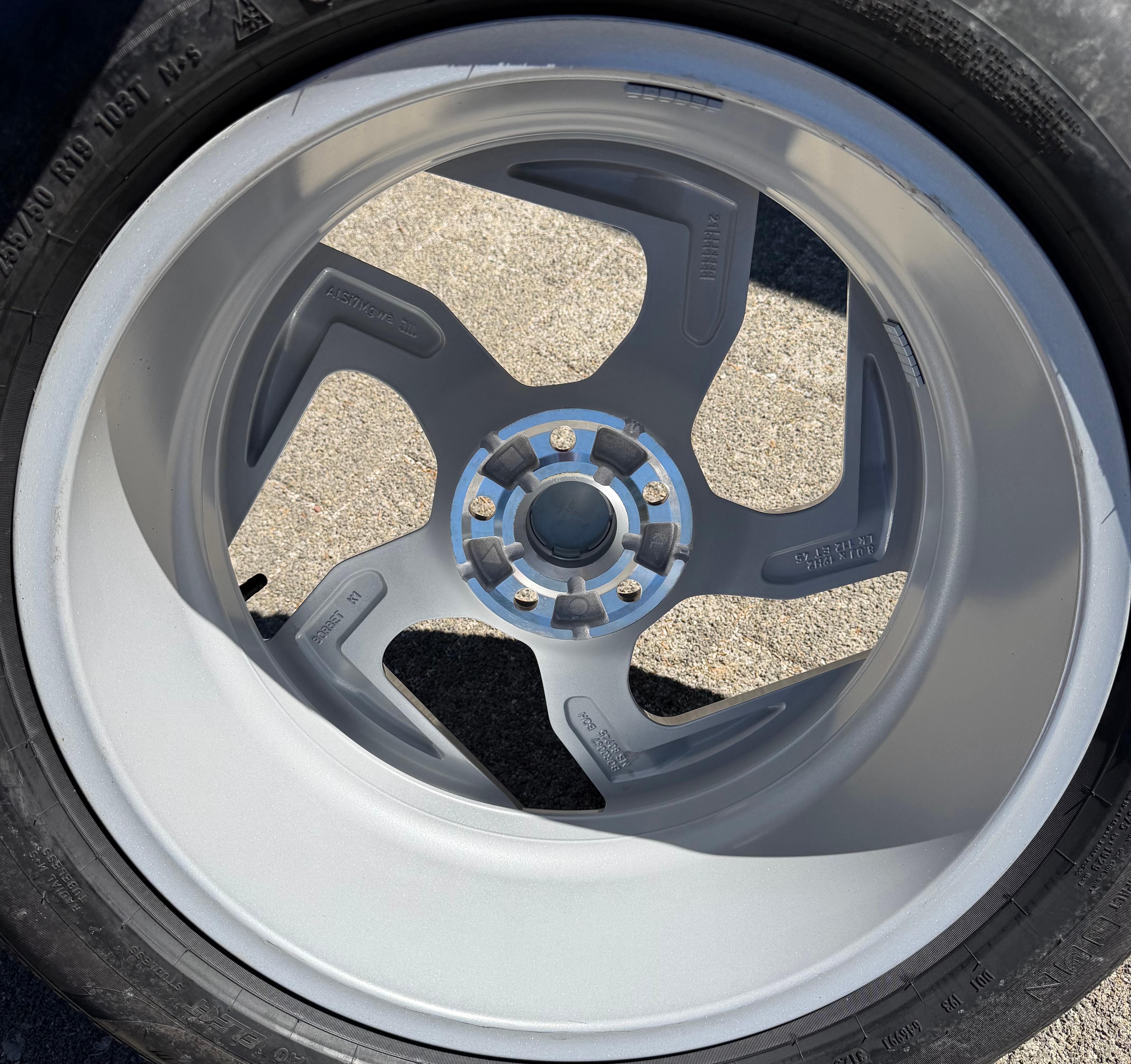 1 X  BORBET 18" ALUFELGE ID.4 ID.5 AUDI Q4 E-TRON SKODA ENYAQ FZ 8x19 ET45 124R-002053