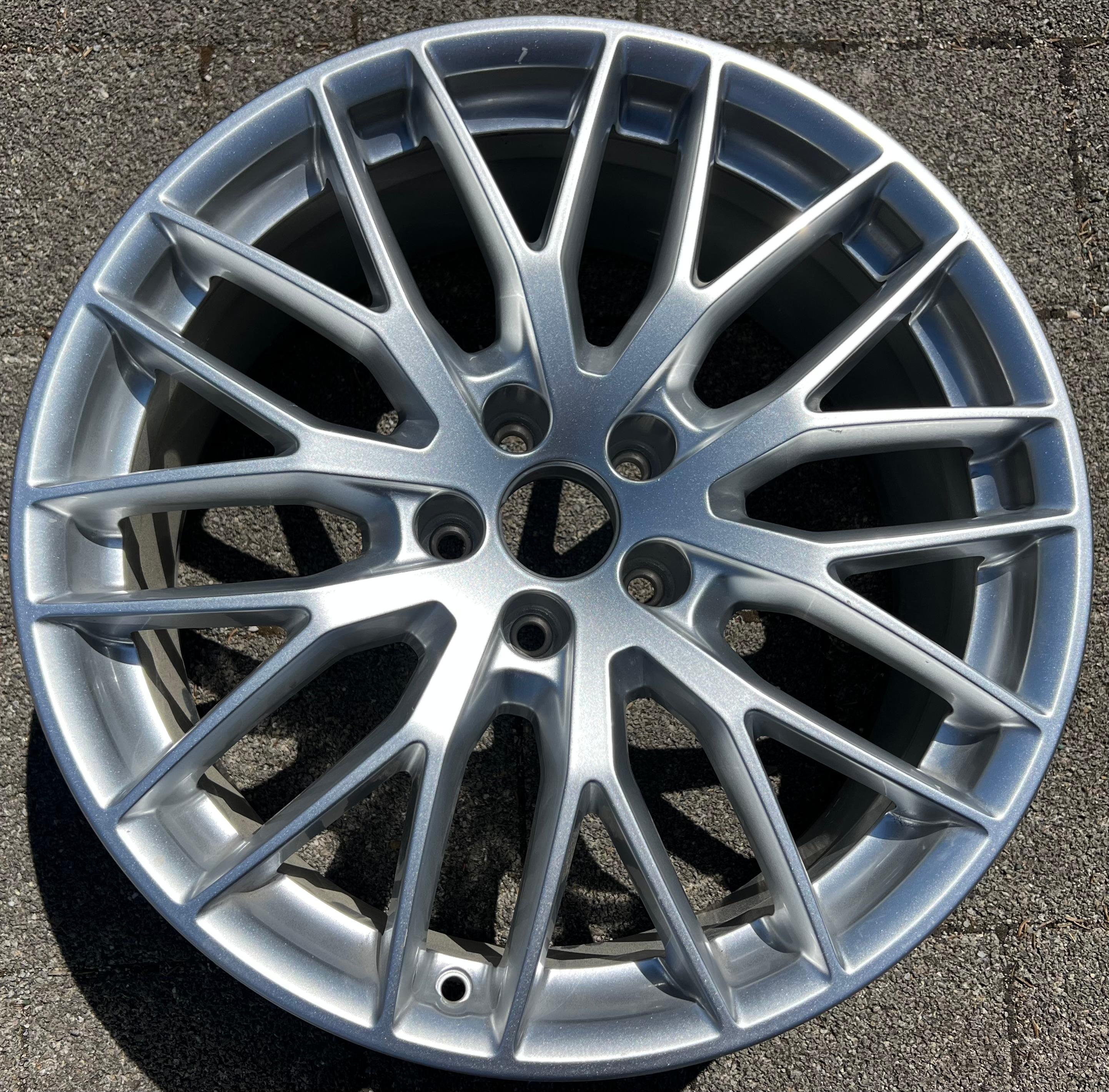 1 X ORIGINAL 19" ALUFELGE FELGE AUDI A4 ALLROAD 8W B9 8W9601025F 8x19 ET32