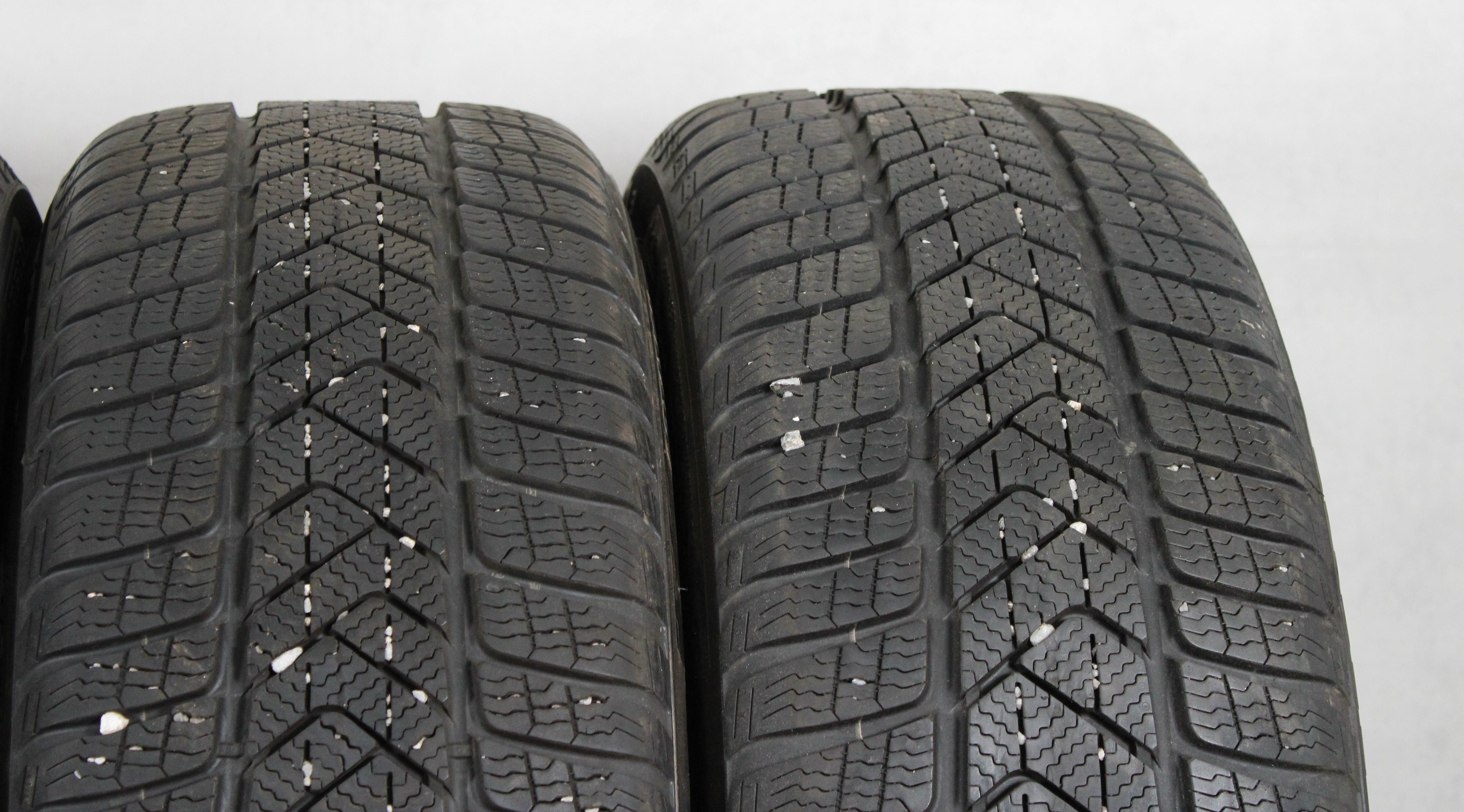 4 x 225/45R19 96V pneumatici invernali Pirelli Sottozero 3 Runflat 6,5-7mm 2020 *