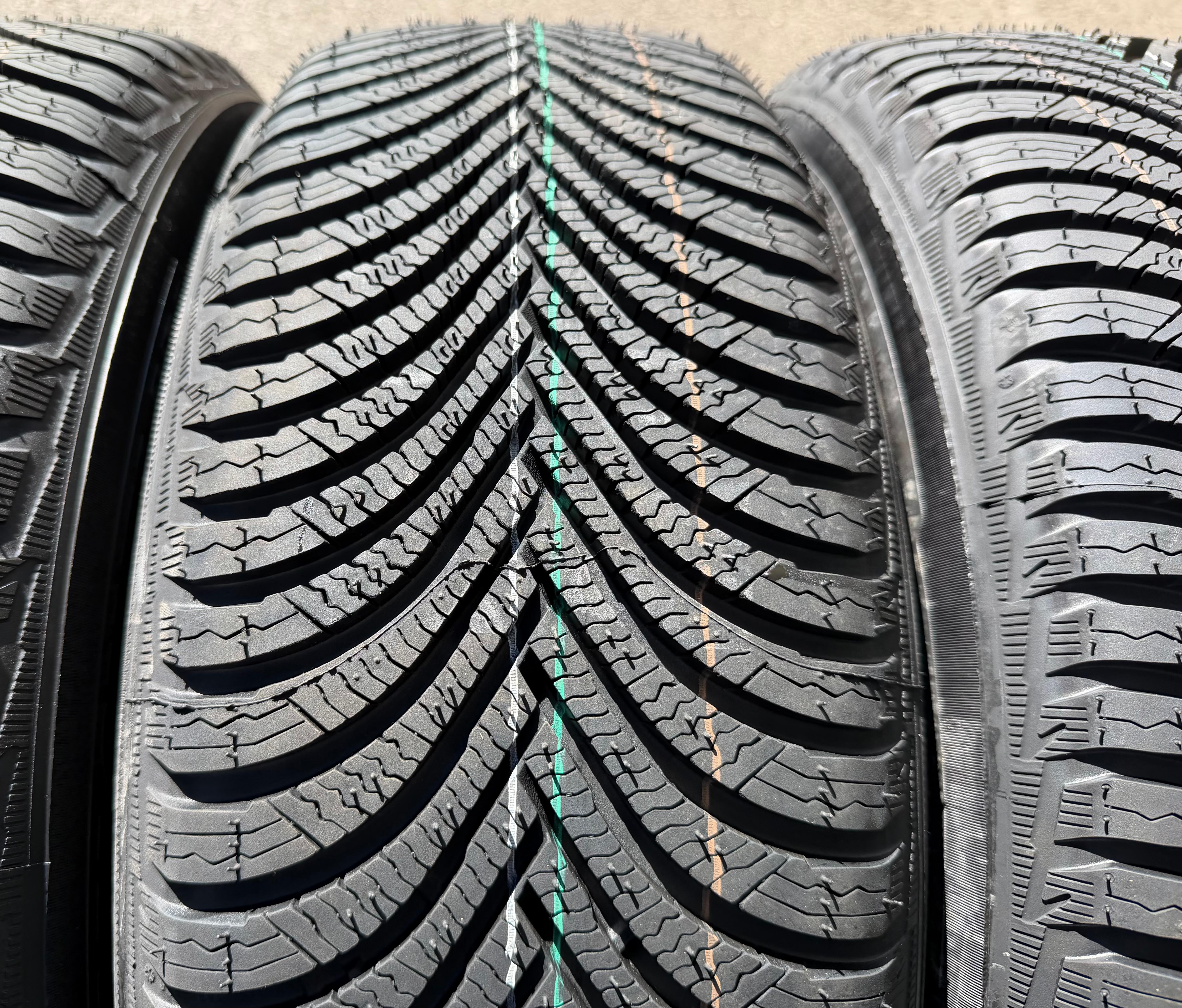 4 ruedas de invierno de aleación originales Audi A1 Allstreet City Carver GB GBH 82A601025C