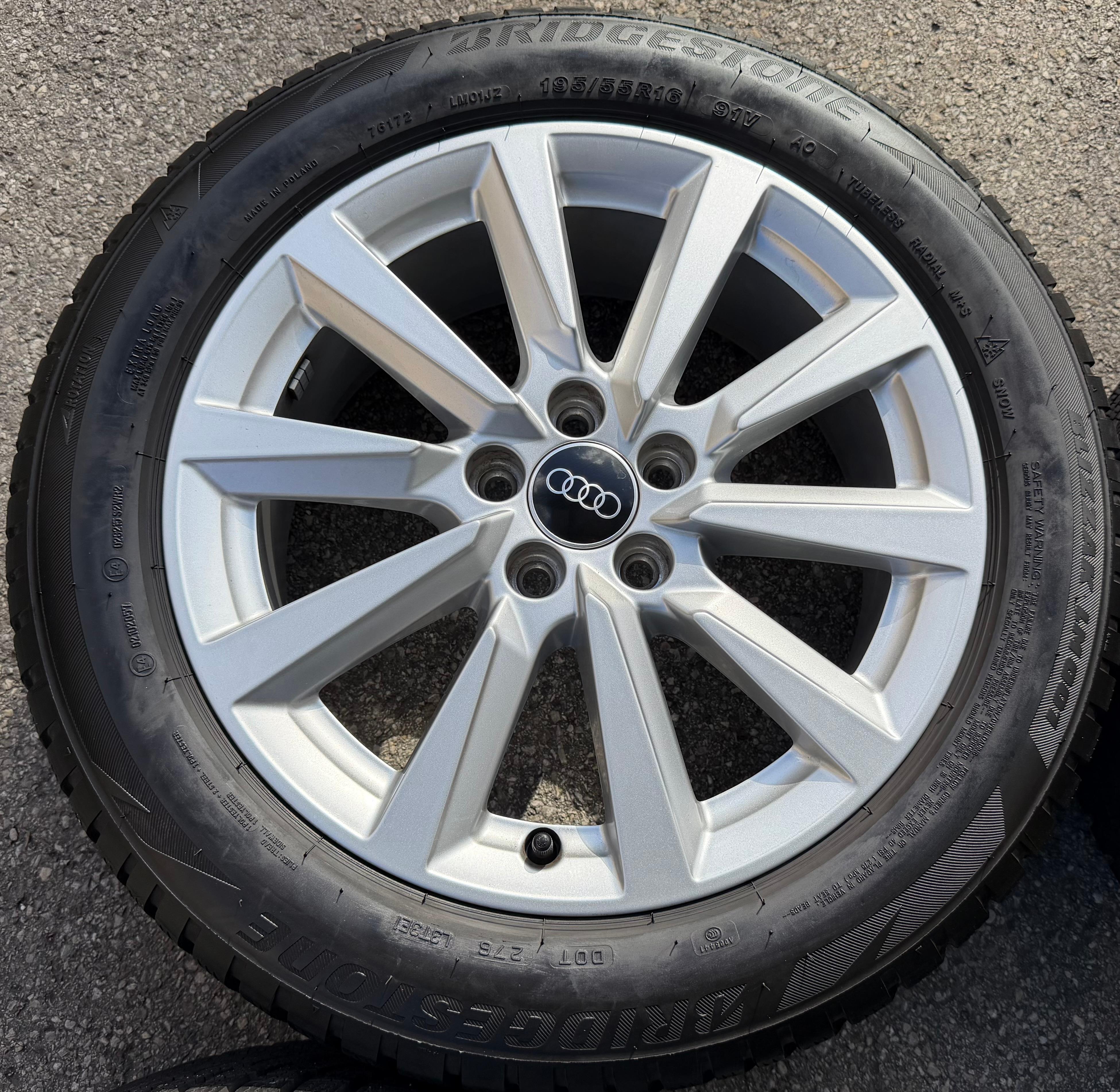 4 ruedas de invierno de aleación originales Audi A1 GB 82A601025C 195/55R16 91V Bridgestone 2024