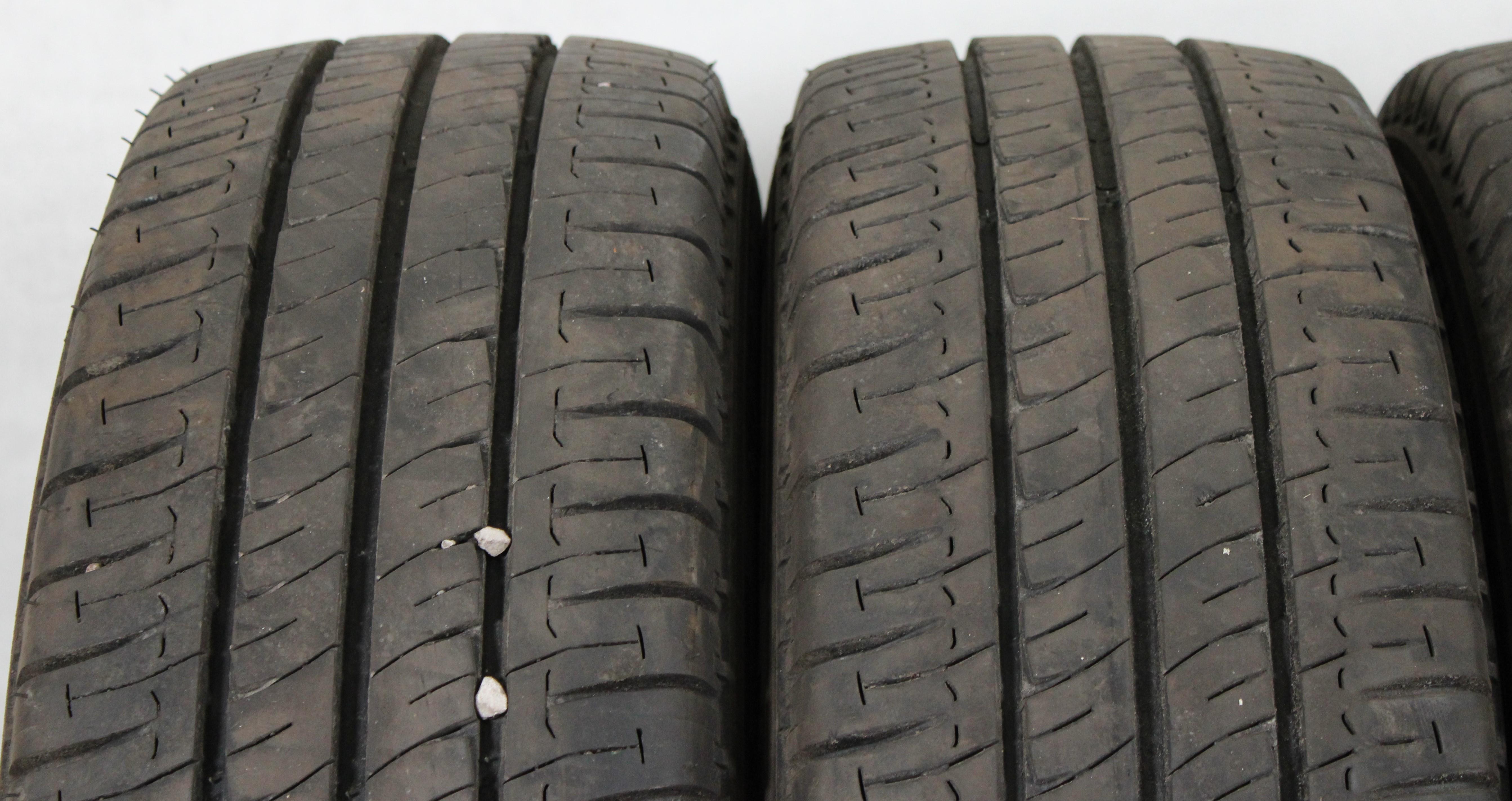 4 x 215/65R16C 109/107T pneumatici estivi Michelin Agilis 8-9mm 2016/2018 consegna gratuita