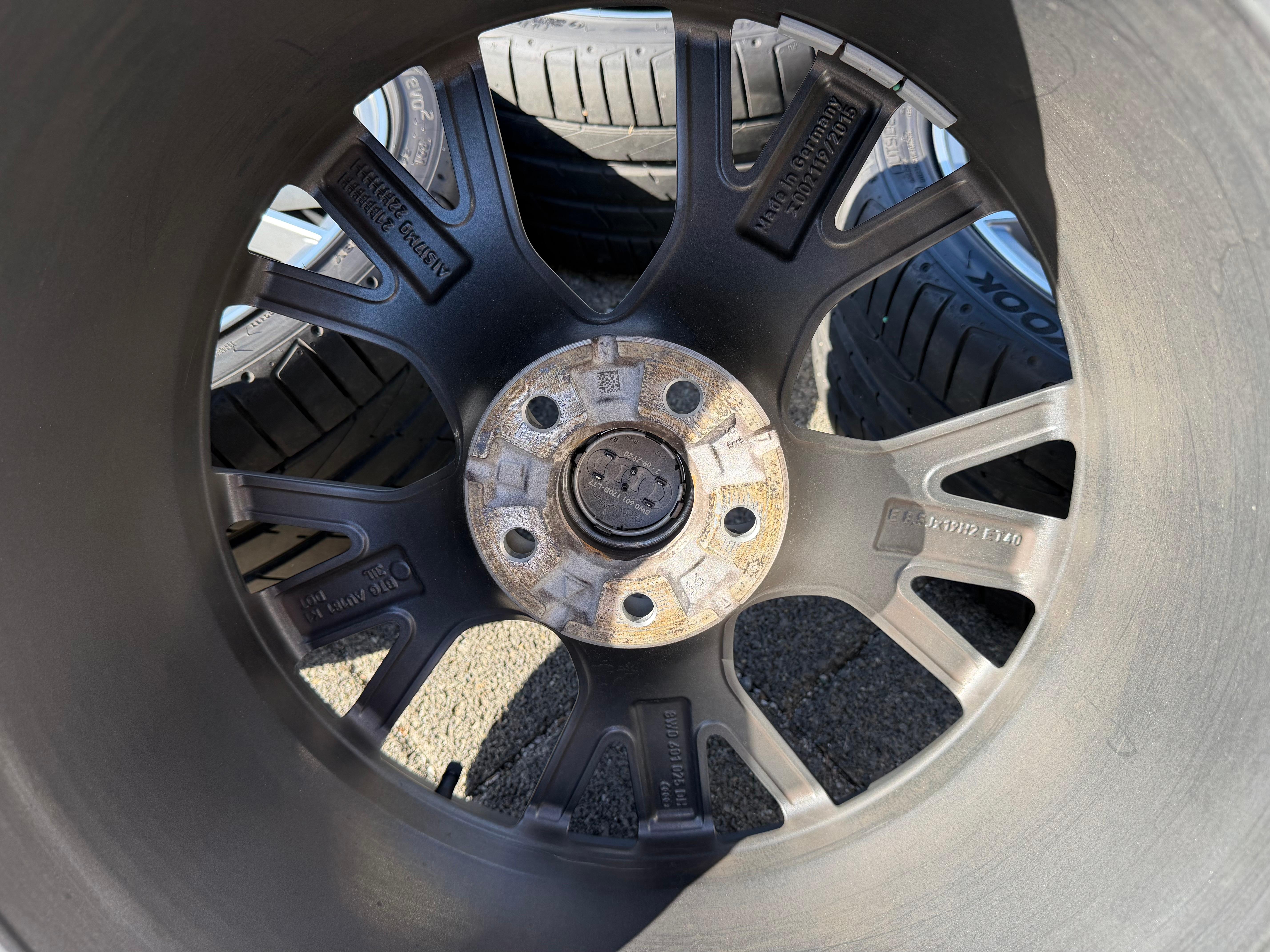 4 originele 19" lichtmetalen zomerwielen Audi A4 S4 8W B9 8W0601025DH 245/35R19 93Y Hankook