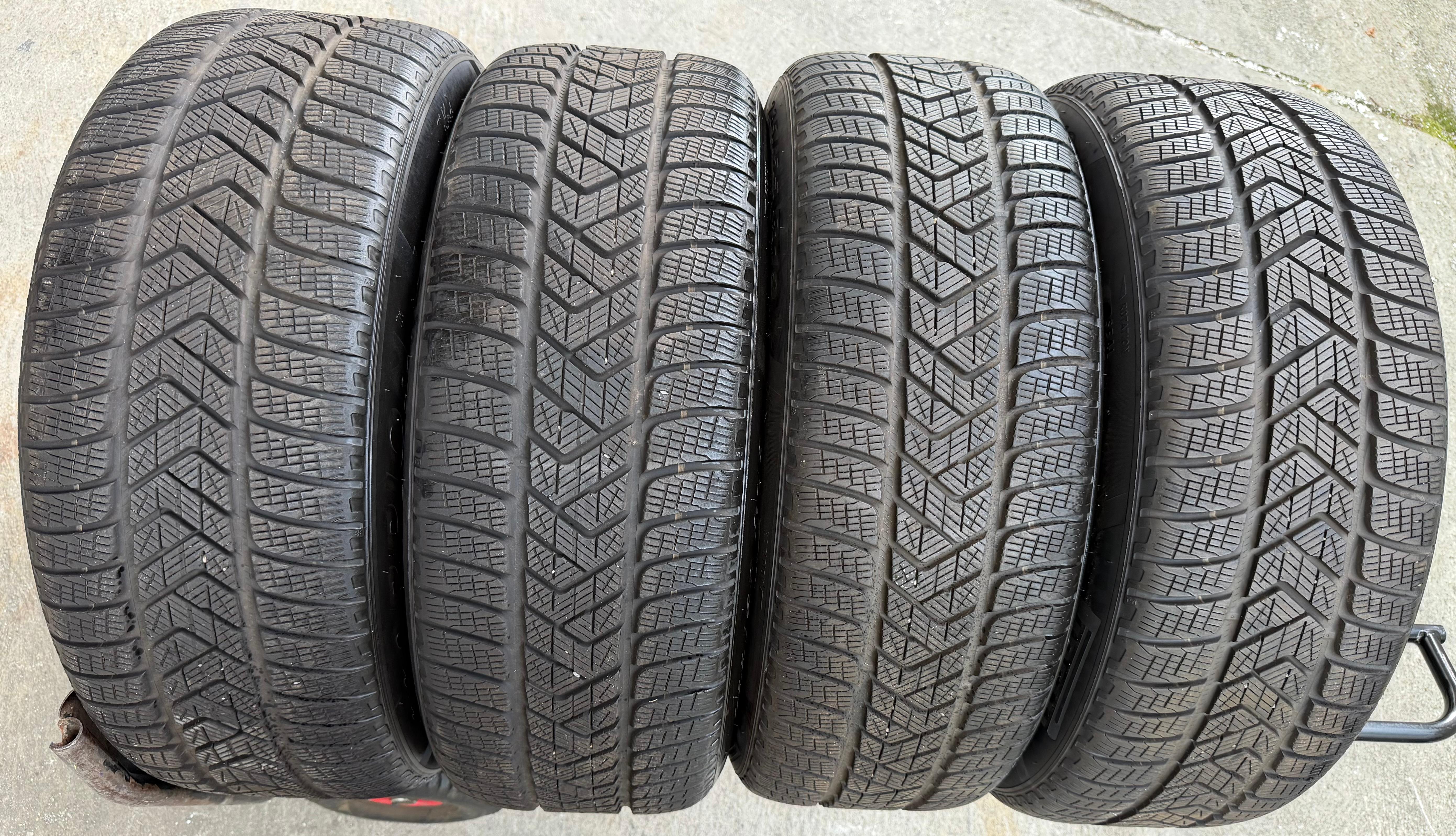 4 Winterräder Audi Q4 Skoda Elroq Enyak VW ID.4 ID.5 1EA601027B PIRELLI 2021
