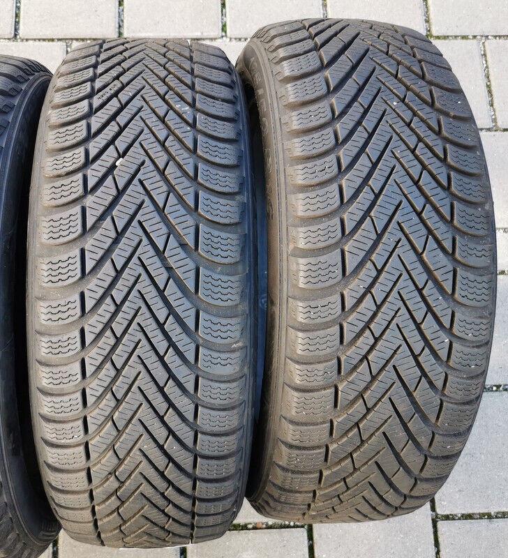 4 x 185/50R16 81T pneumatici invernali Pirelli Winter Cinturato 2x 7-7.5mm e 2x 6.5-7mm 2016