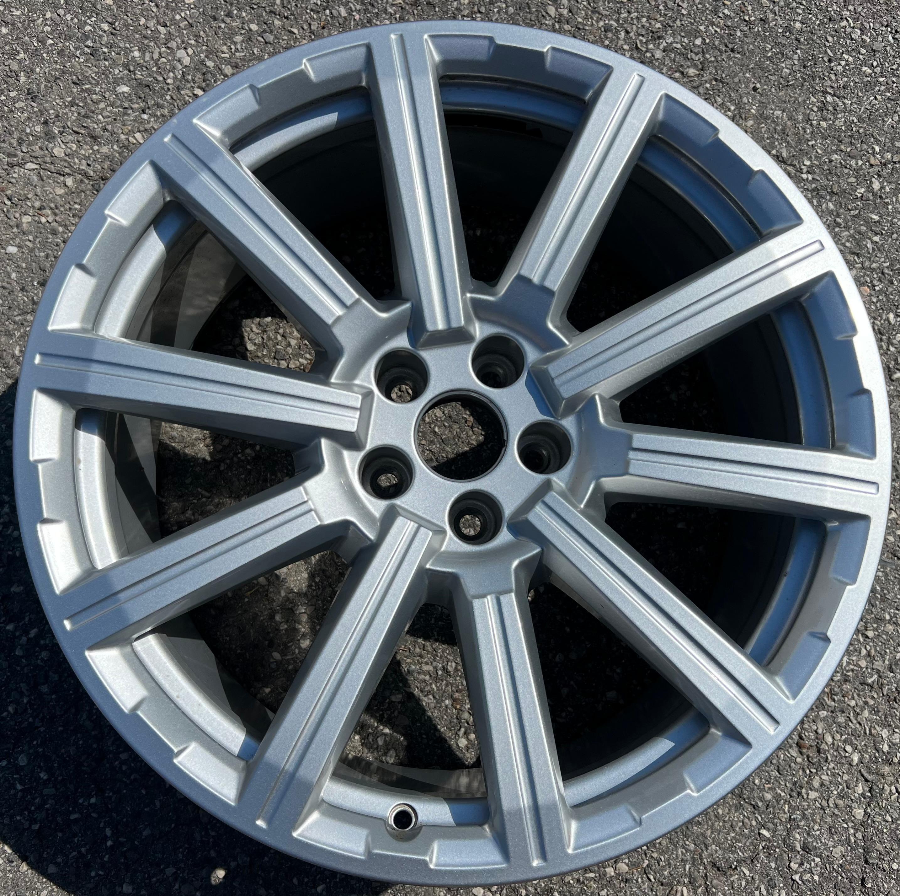 1 X JUPE ALU ORIGINALE 20" AUDI Q7 4M 9x20 ET33 4M0601025AE FREIHAUS