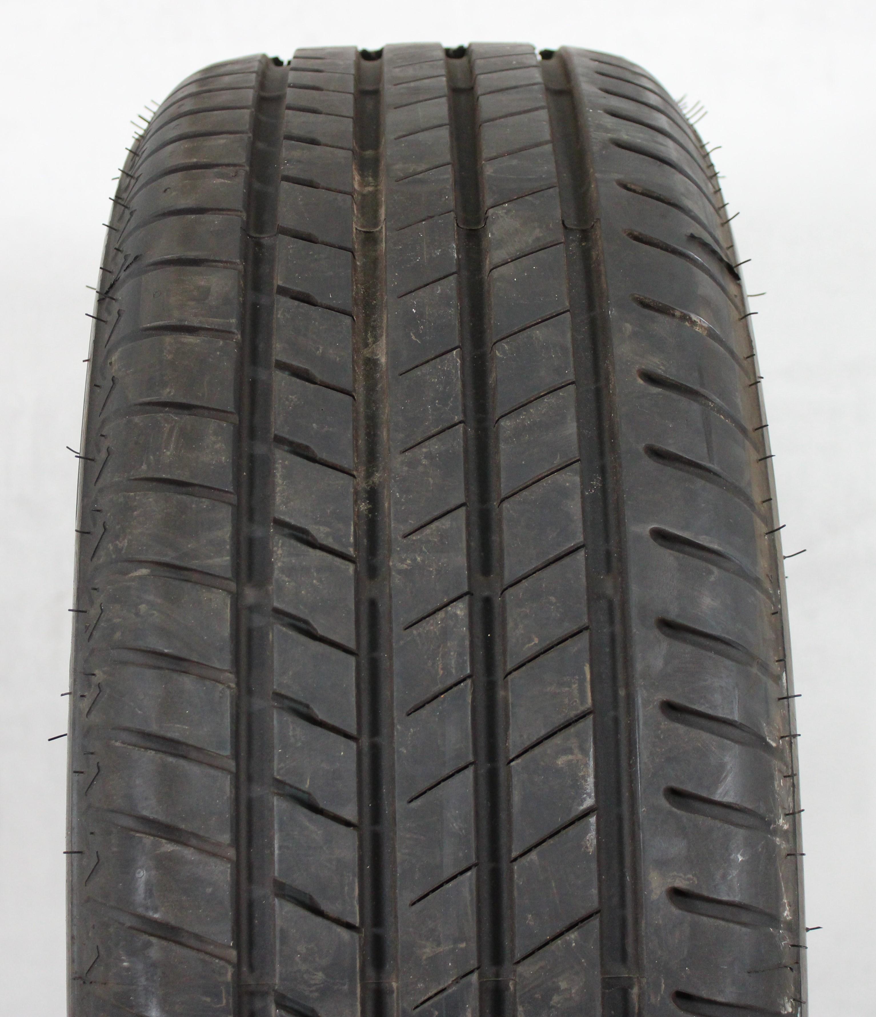 1 x 225/60R18 104W Sommerreifen Bridgestone Alenza 001 7mm 2017 * Freihaus