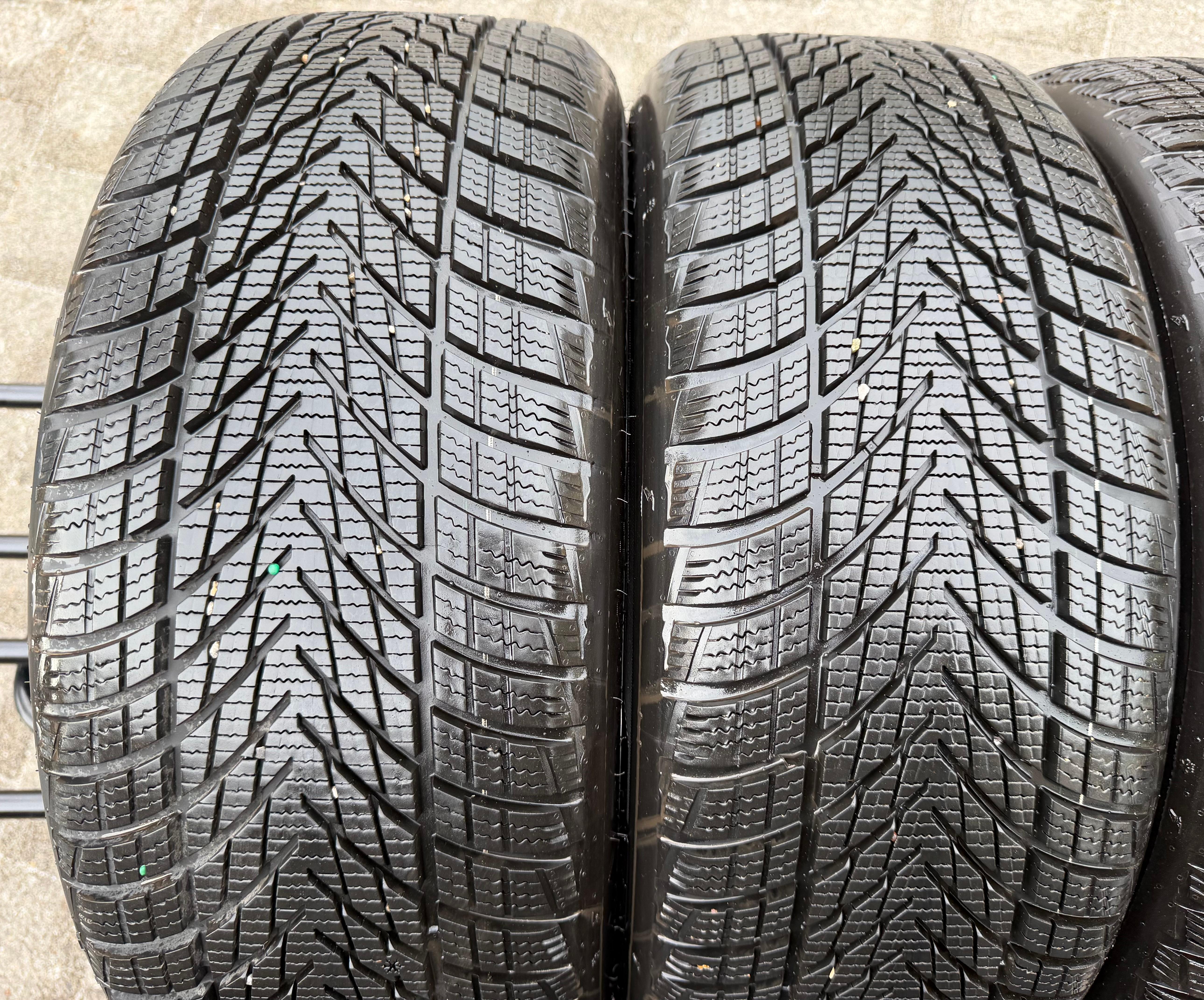 4 RUEDAS DE ALEACIÓN ORIGINALES DE INVIERNO DE 18" AUDI A5 S5 FU2 B10 8B3601025C 235/45R18 98H 2024