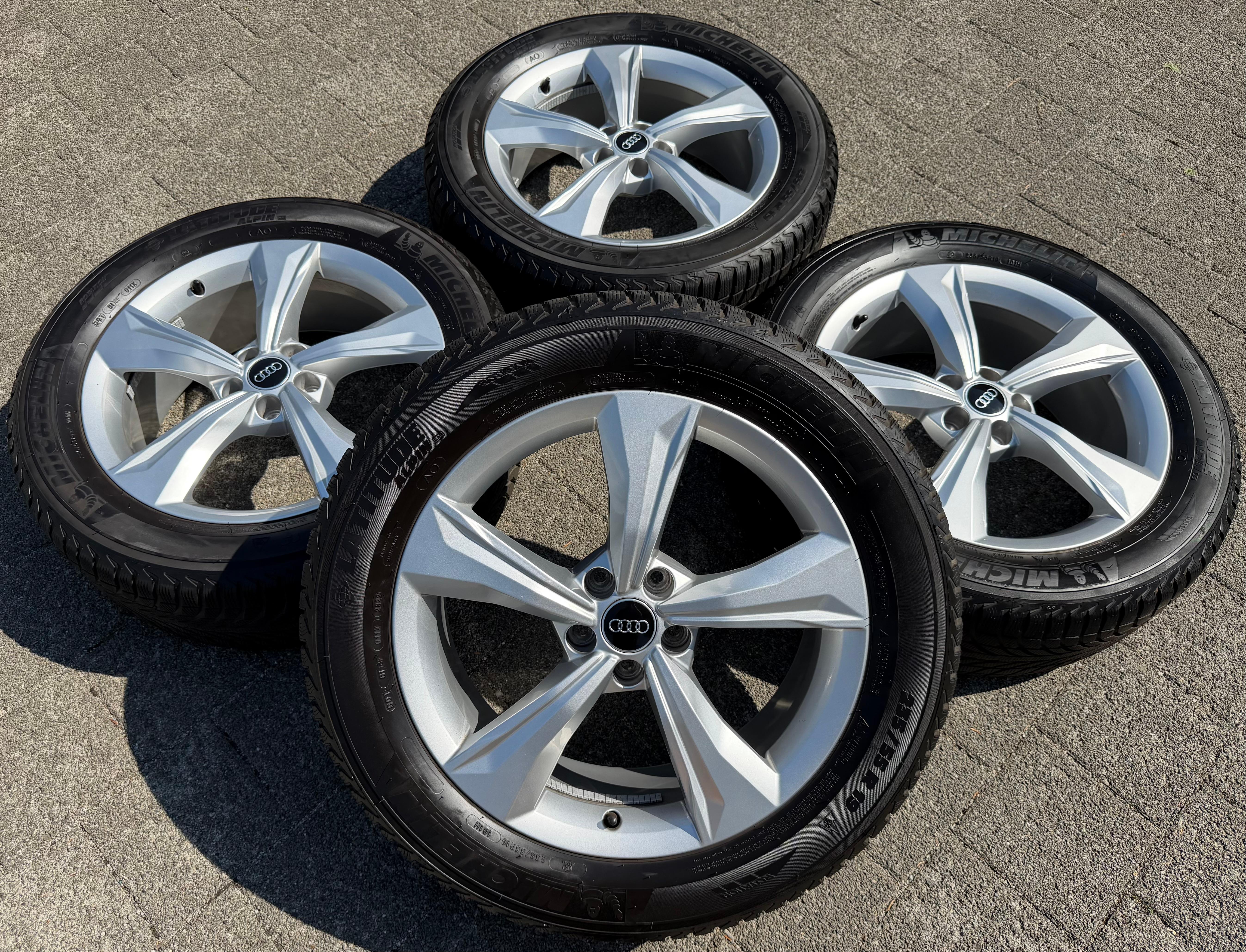 4 Original 19" Alu Winterräder Audi Q5 SQ5 FY 80A601025K 235/55R19 101H Michelin