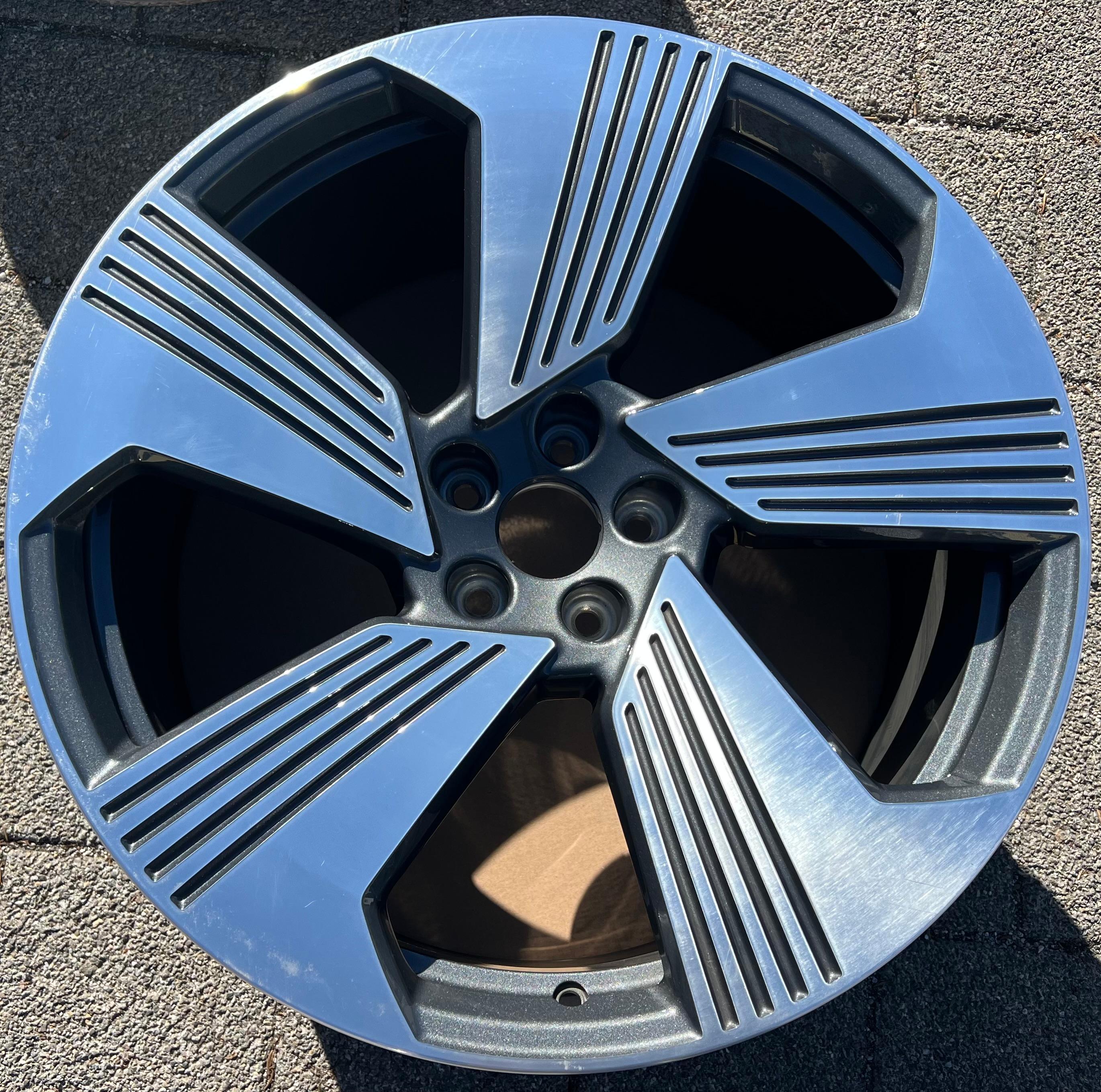 1 jante en alliage d'origine 21 pouces pour Audi E-TRON Q8 4KE 9,5x21 ET36 4KE601025F