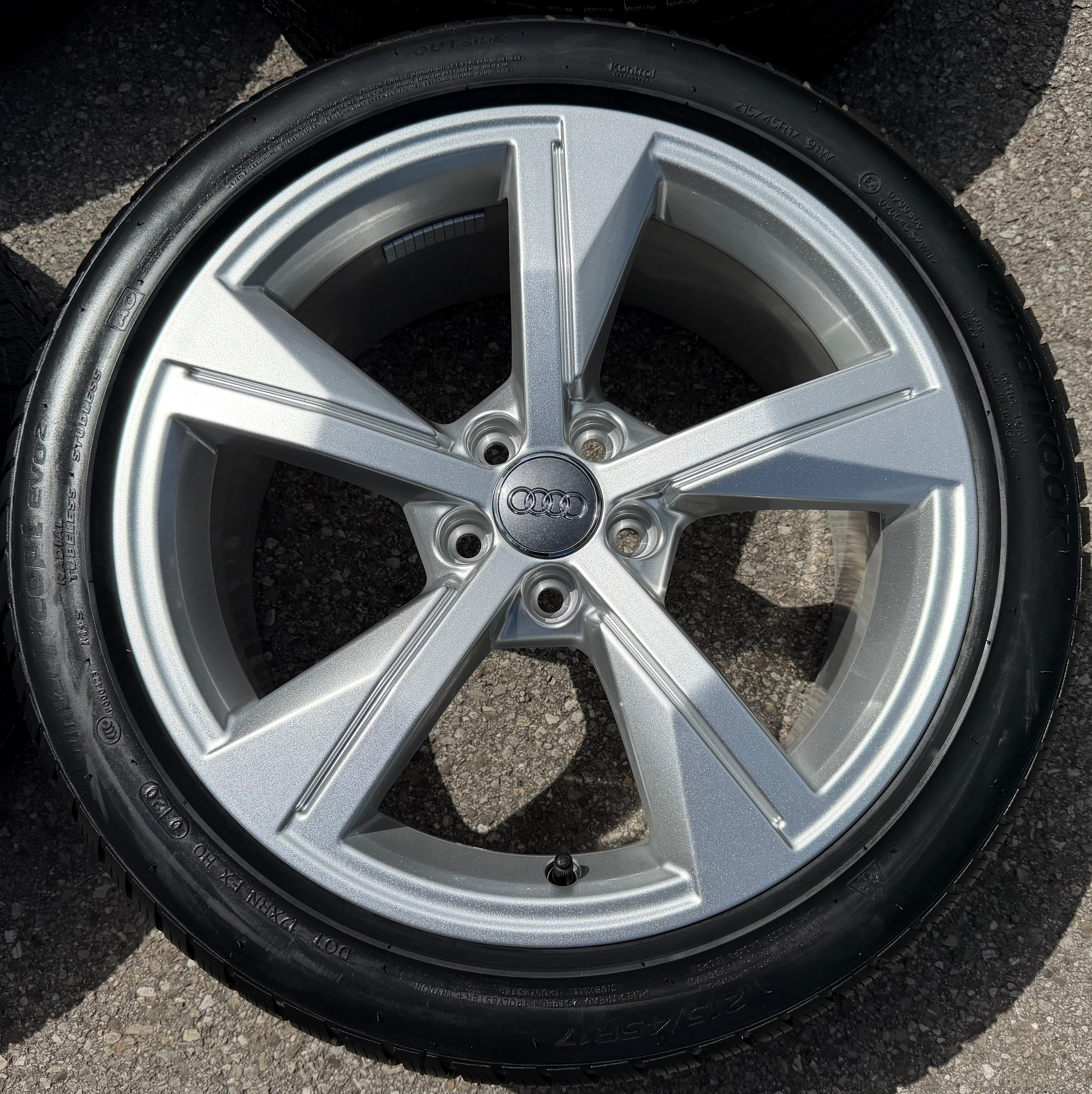 4 ORIGINAL 17" ALU WINTERRÄDER AUDI A1 S1 GB 82A601025G 215/45R17 91W HANKOOK