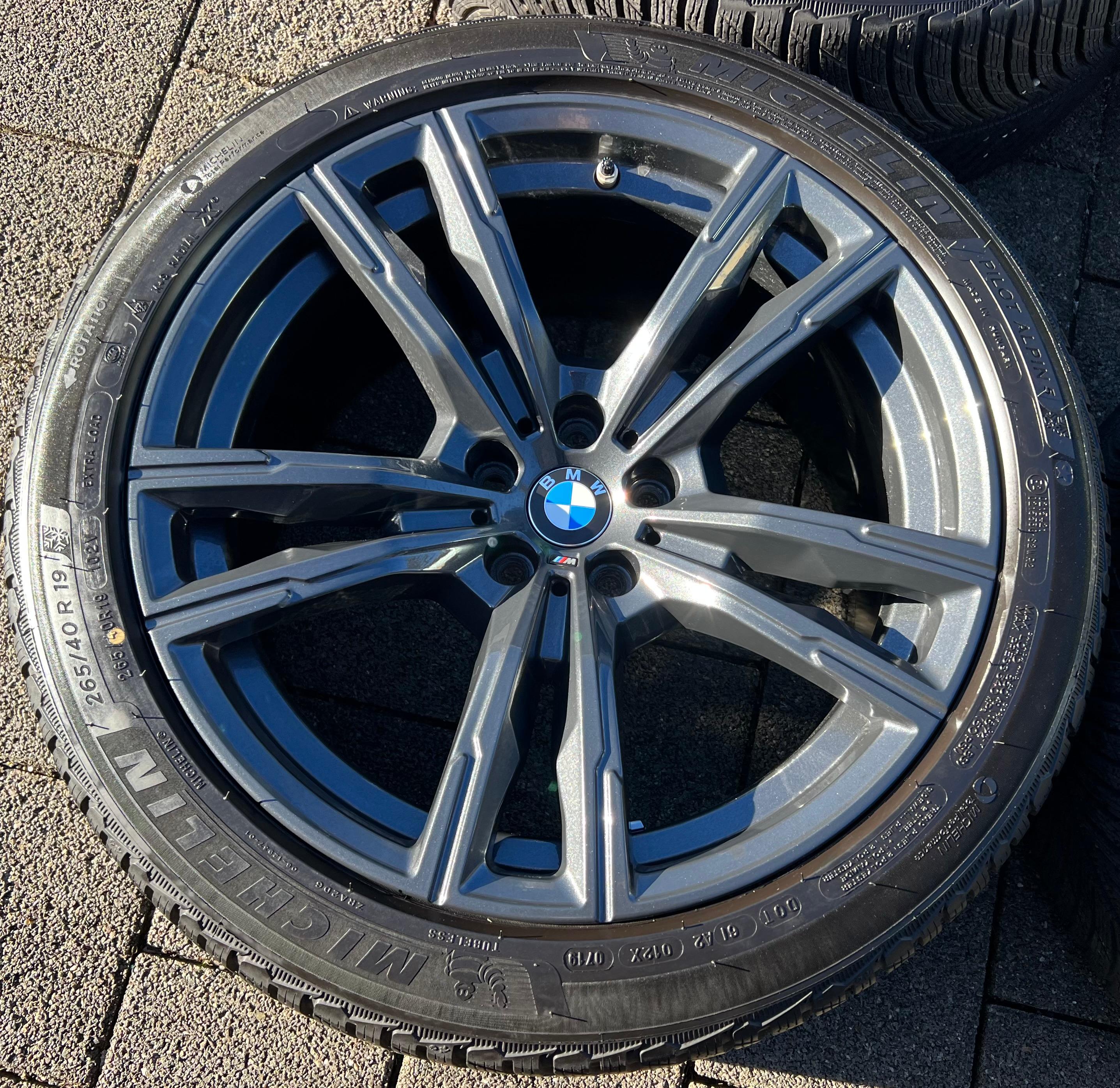 4 CERCHI INVERNALI ORIGINALI IN ALLUMINIO DA 19" BMW M5 F90 M8 F91 F92 F93 STYLING M812 CONSEGNA GRATUITA