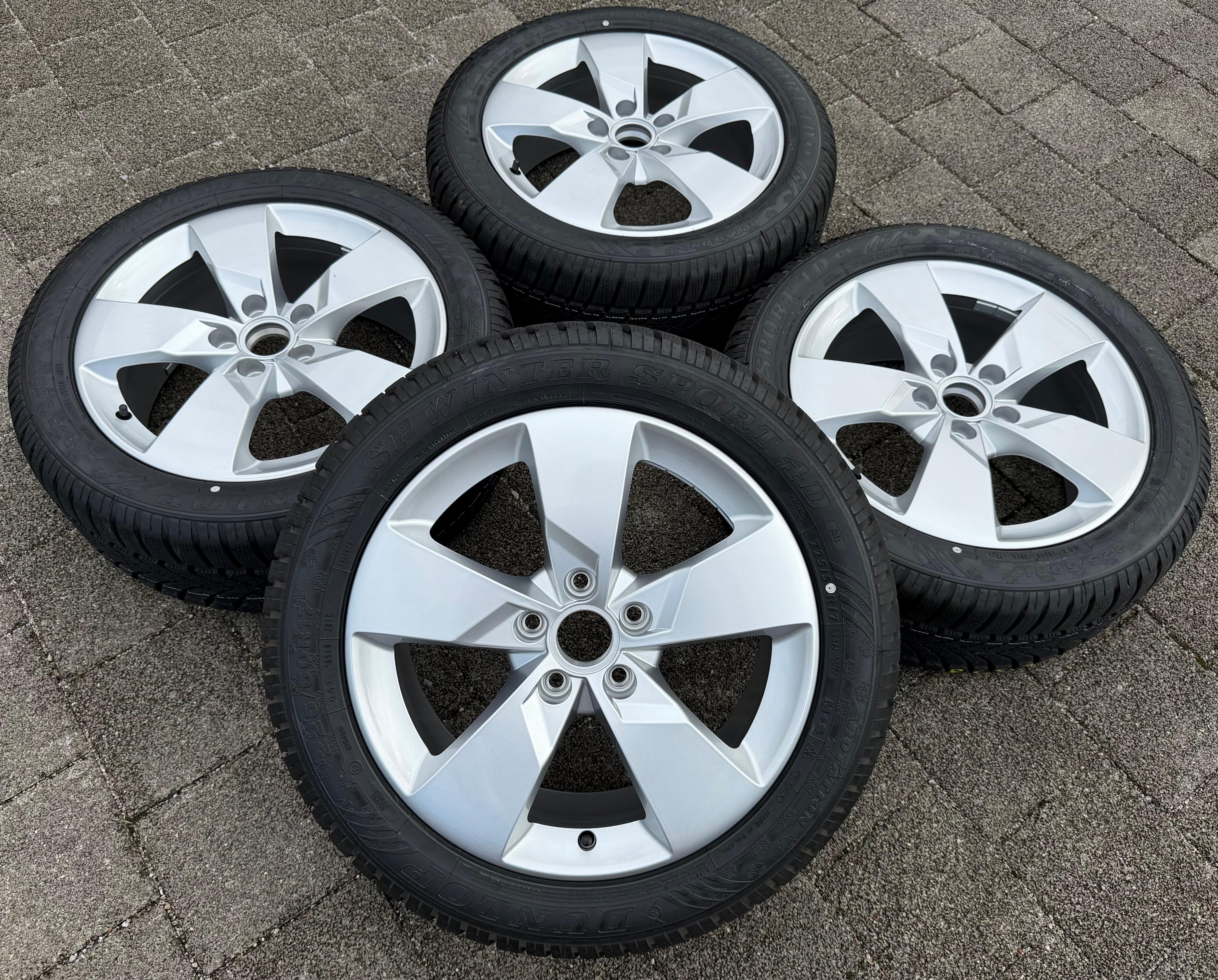 4 Orignal 17" Alu Winterräder Audi TT 8S 225/50R17 94H Dunlop 8S0601025J NEU