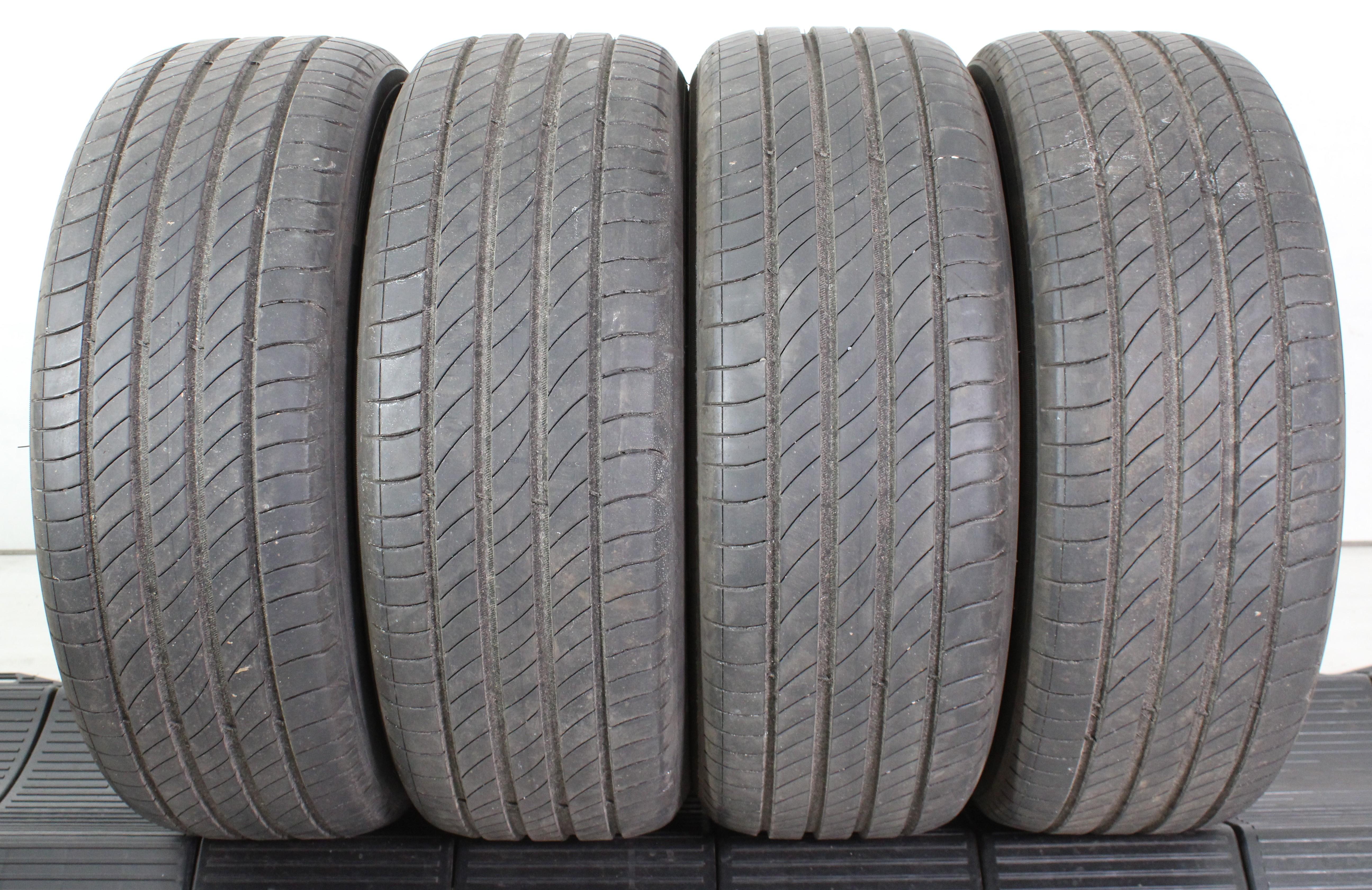 4 x 195/55R16 87W zomerbanden Michelin Primacy 4 2x4,5-5mm/2x5,5-6mm 2019