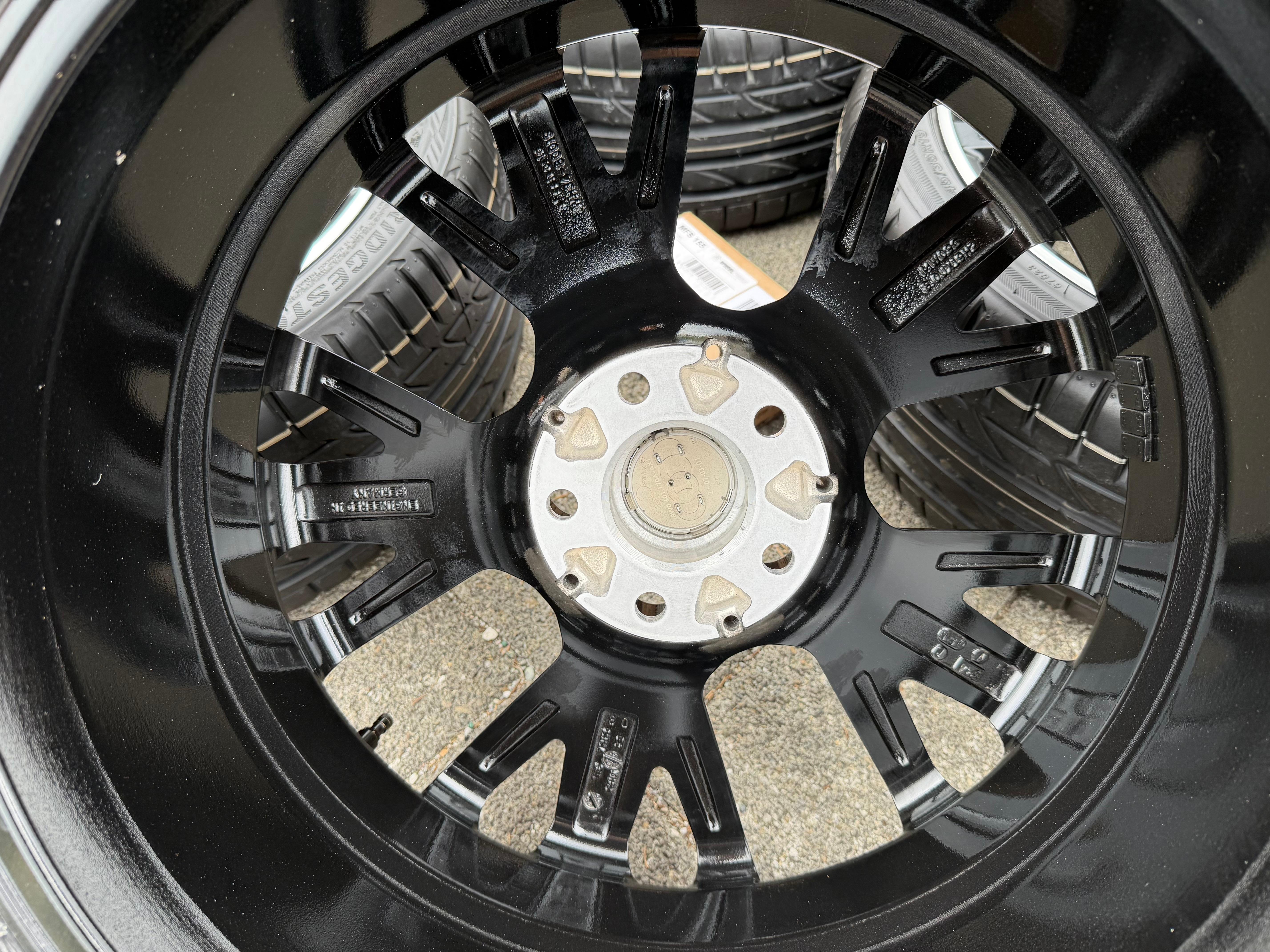 4 cerchi in lega da 19" per Audi A4, S4, 8K, B8, 8W, B9, 245/35R19 93Y Bridgestone