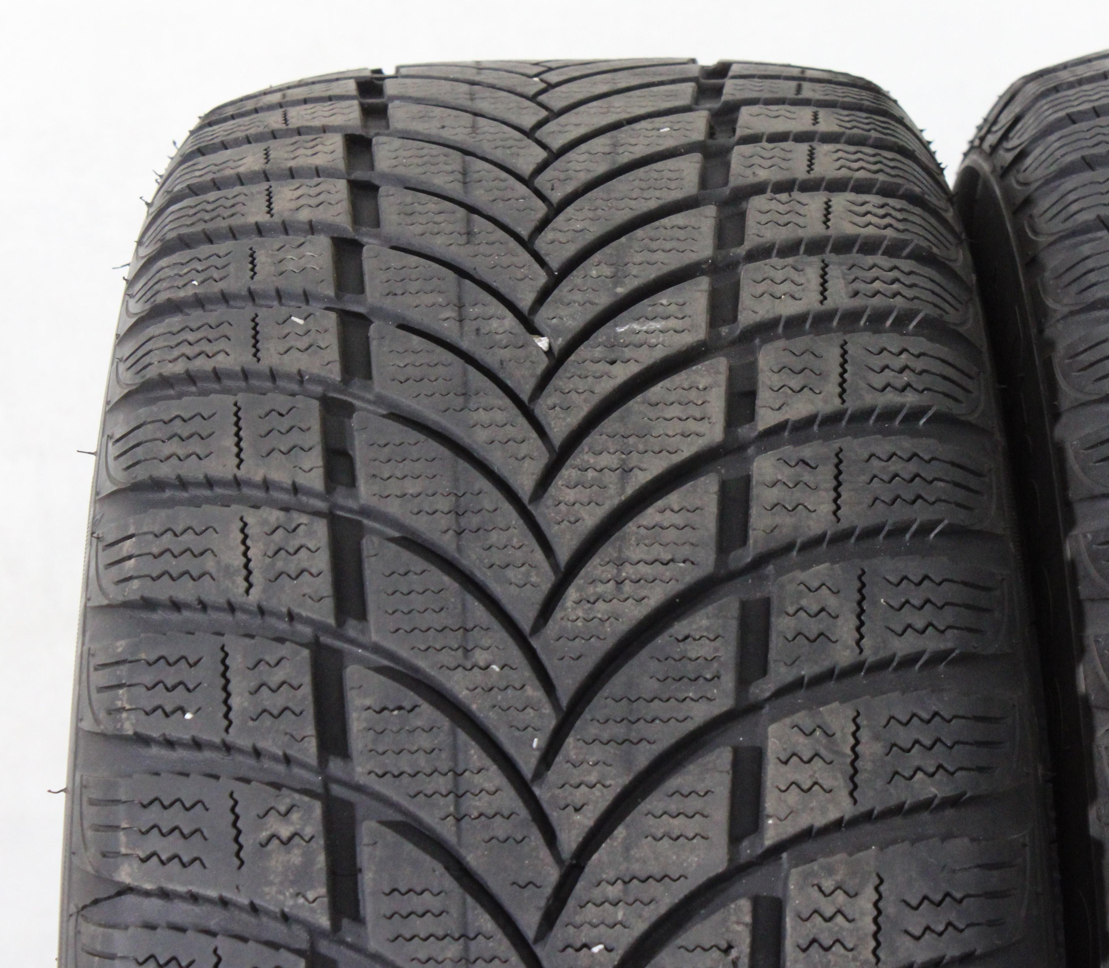 2 x 215/55R17 98V winterbanden Maxxis Presa Snow 5,5-6 mm 2019