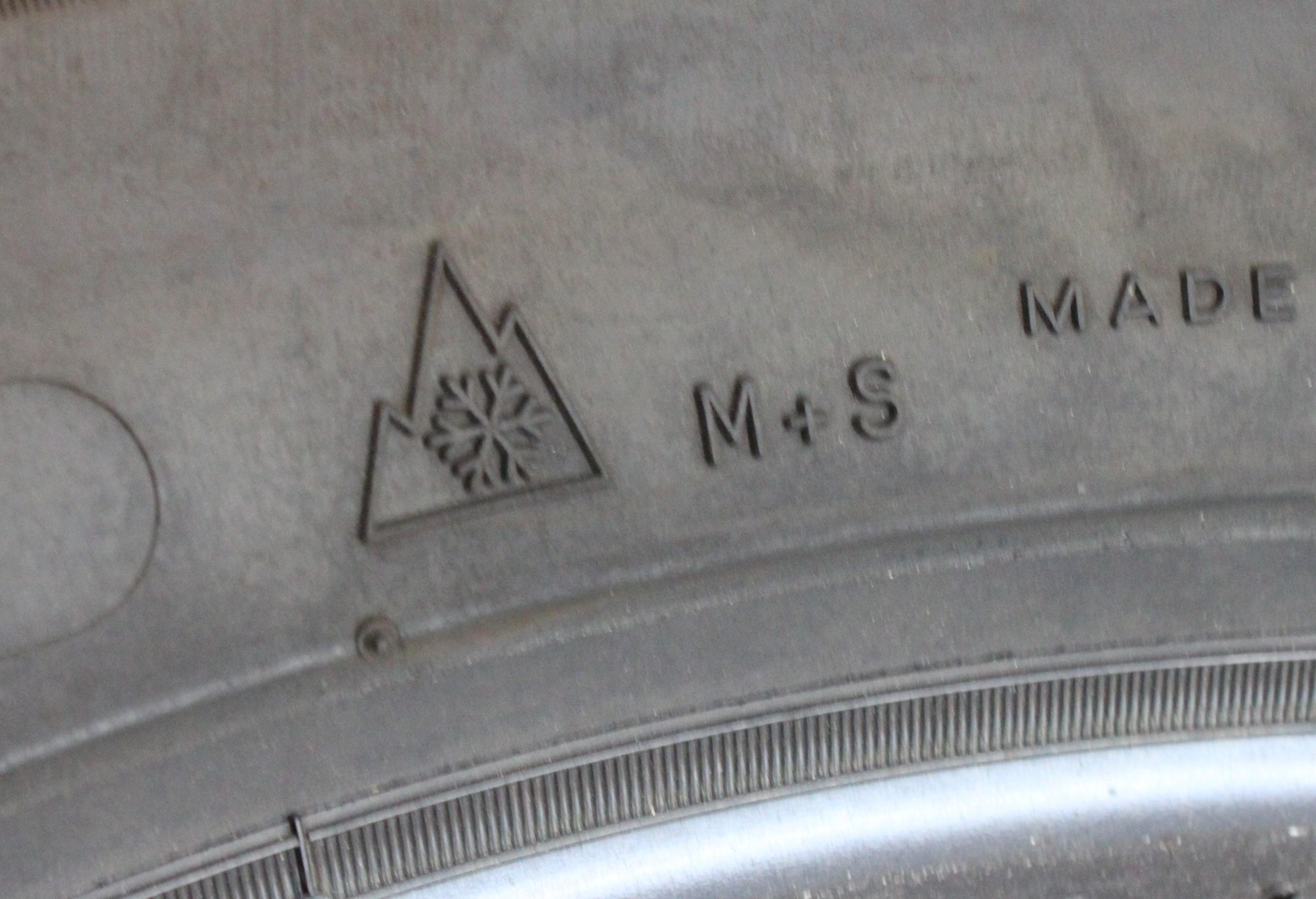 2 x 215/65R17 99H Winterreifen Michelin Pilot Alpin 5 7mm 2024 MO
