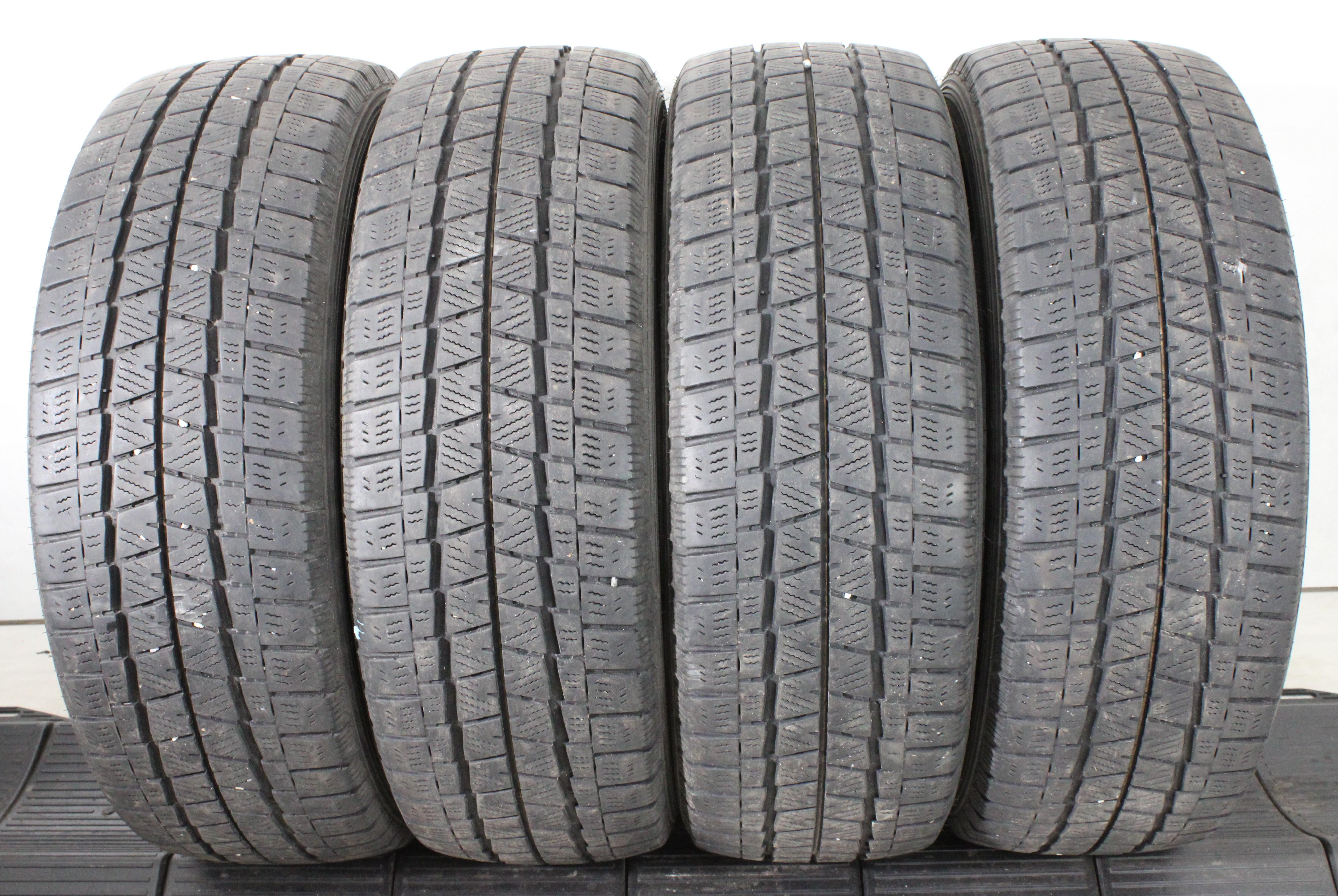 4 x 215/60R17C 109/107T pneus hiver Falken Eurowinter Van01 2x5,5-6mm/2x6-6,5mm 2019