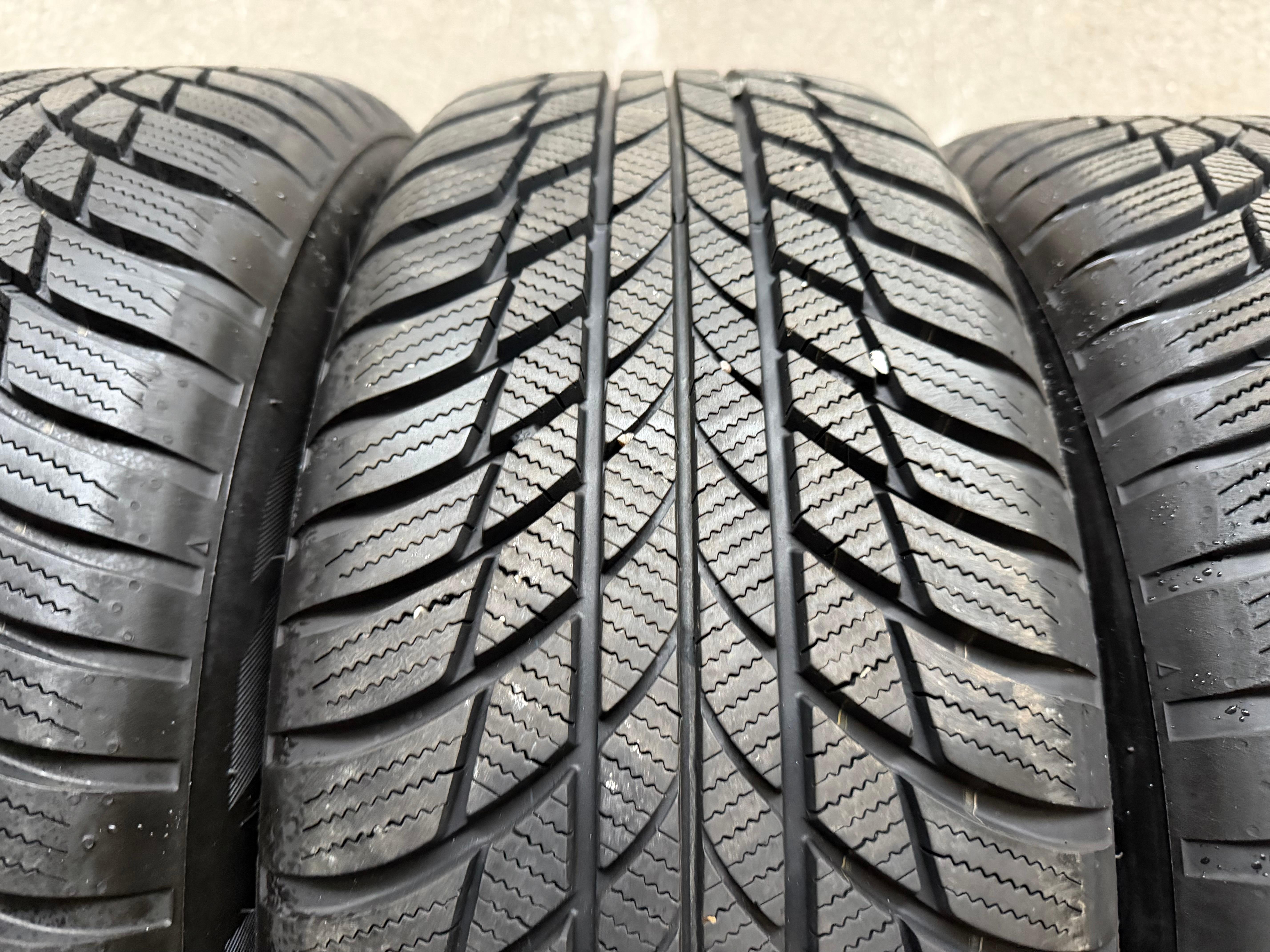 4 Original Alu Winterräder Audi A1 Allstreet GB GBH 82A601025C 205/60R16 92H Bridgestone