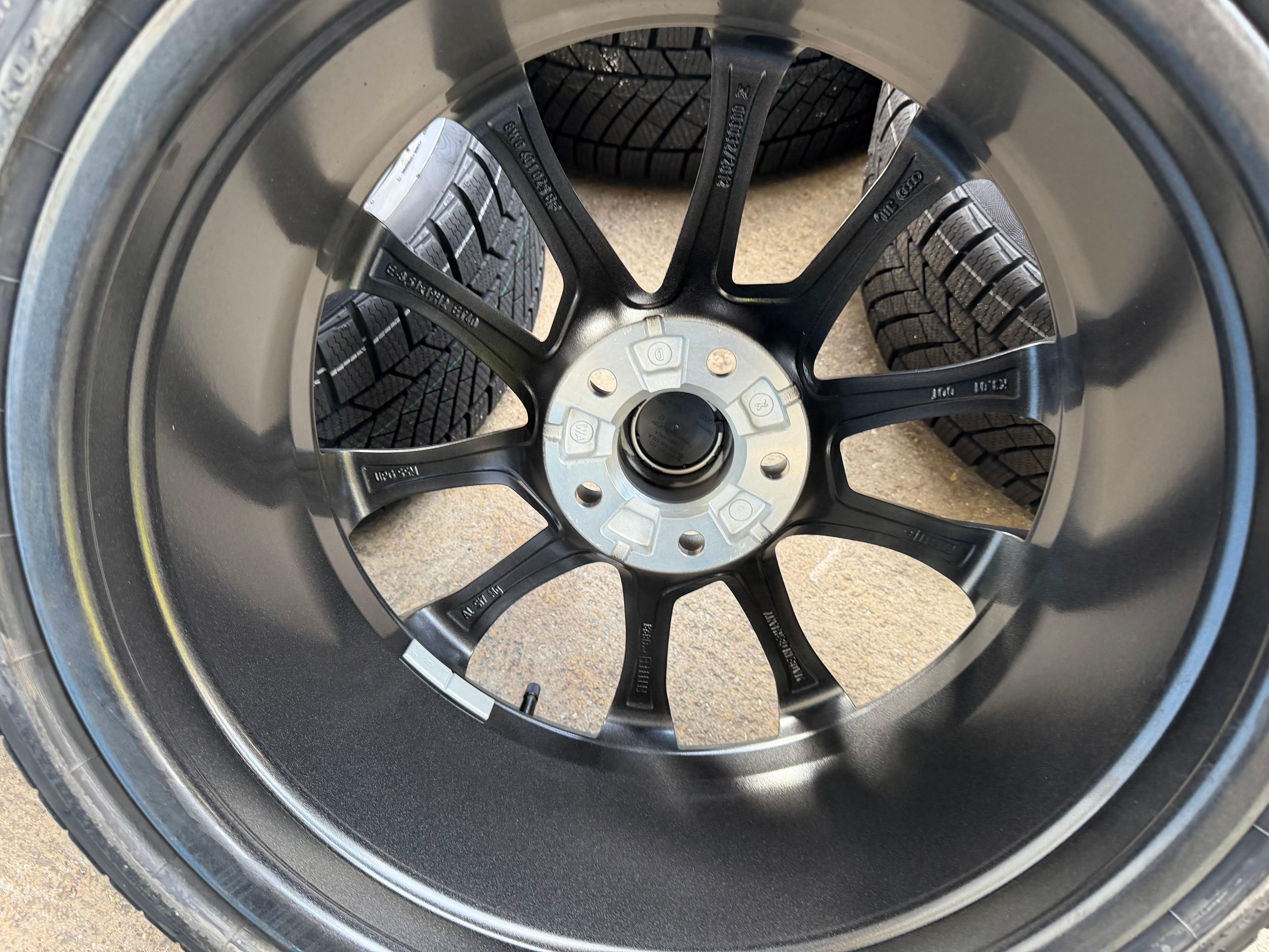 4 Original 19" Alu Winterräder Audi A4 S4 8W B9 8W0601025BF 245/35R19 93W