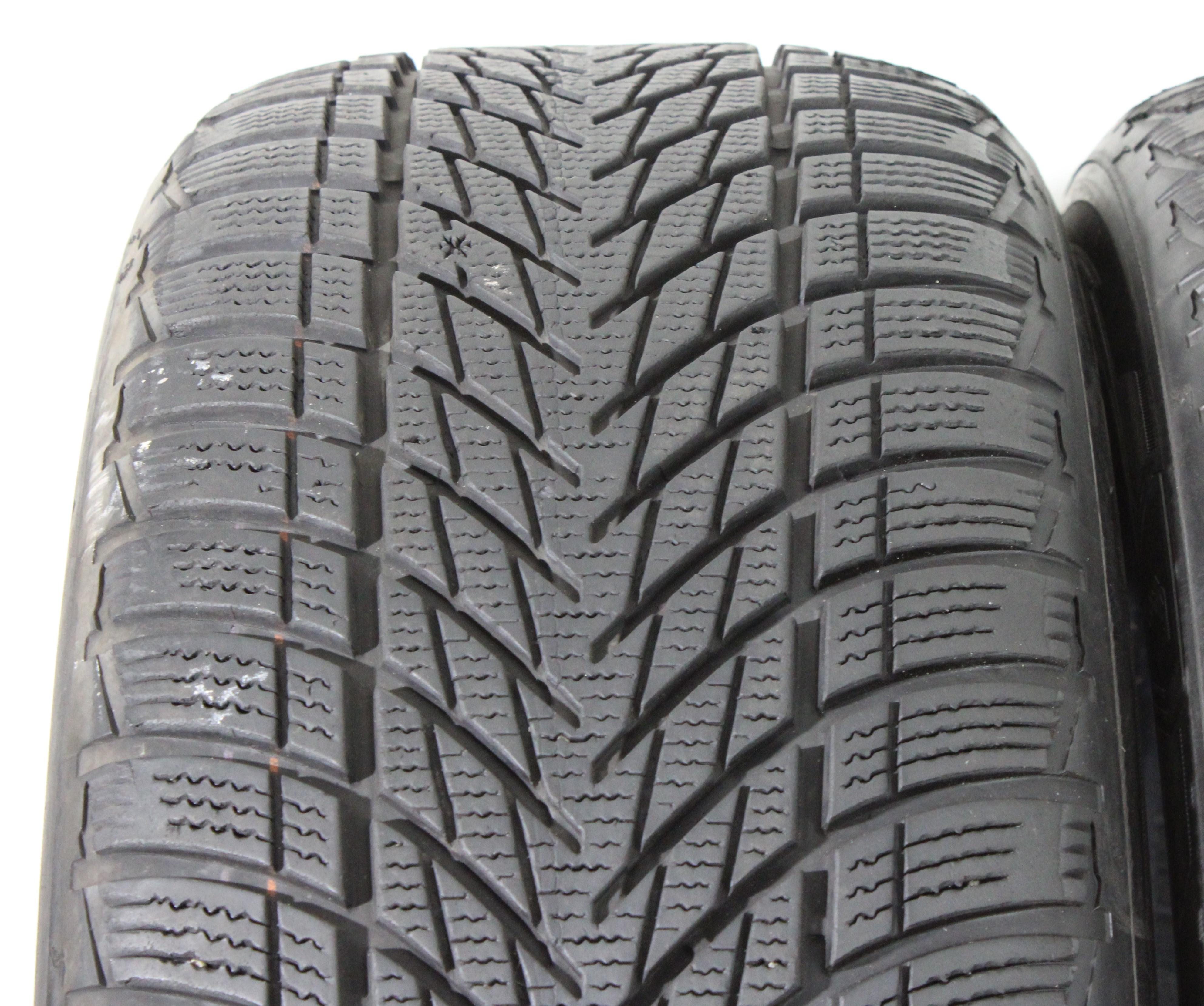 2 x 225/50R17 98H Winterreifen Goodyear Ultra Grip Performance 3 6-6,5mm 2023