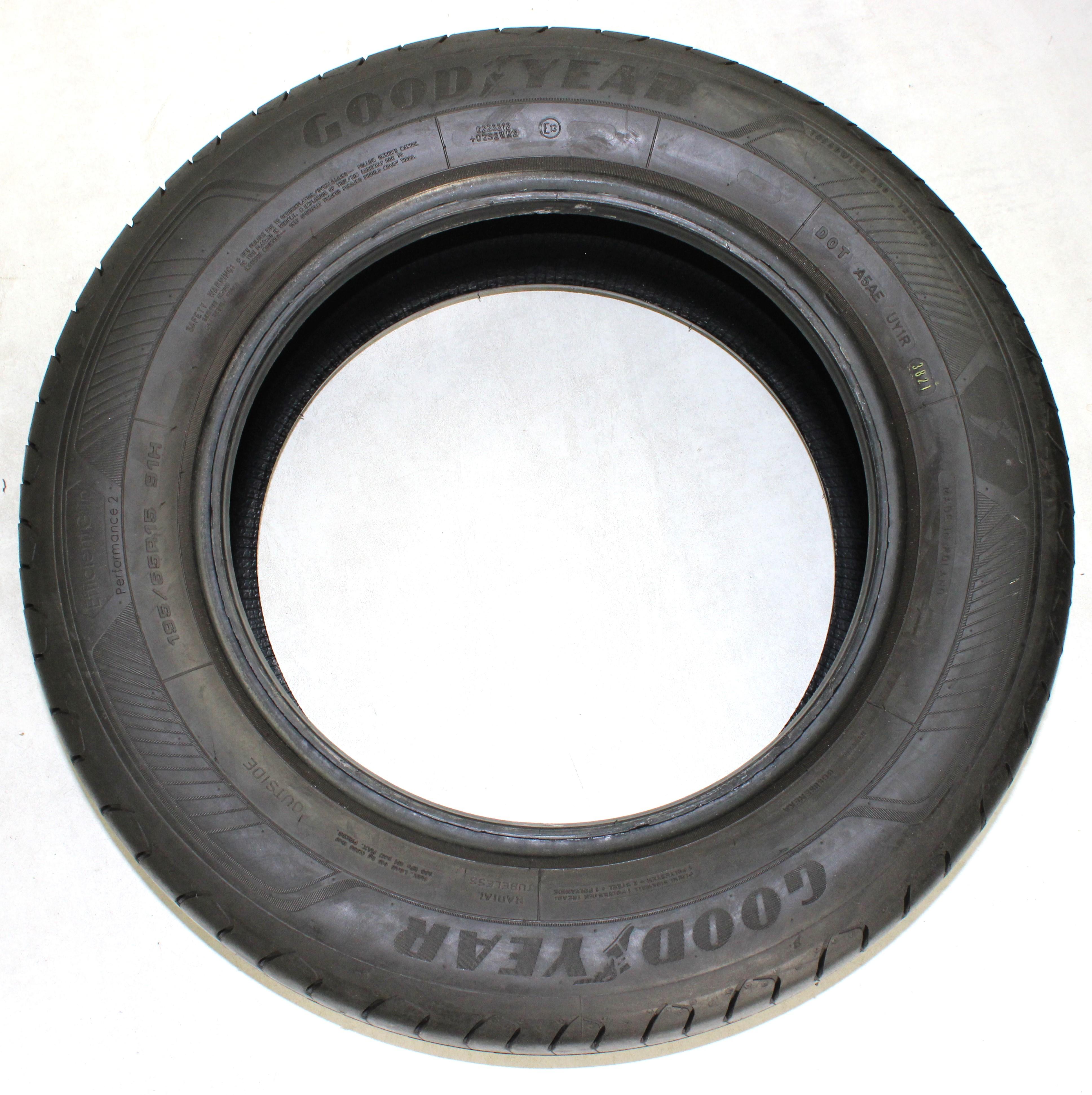 1 x 195/65R15 91H pneu été Goodyear Efficient Grip Performance 2 6-6,5mm 2021