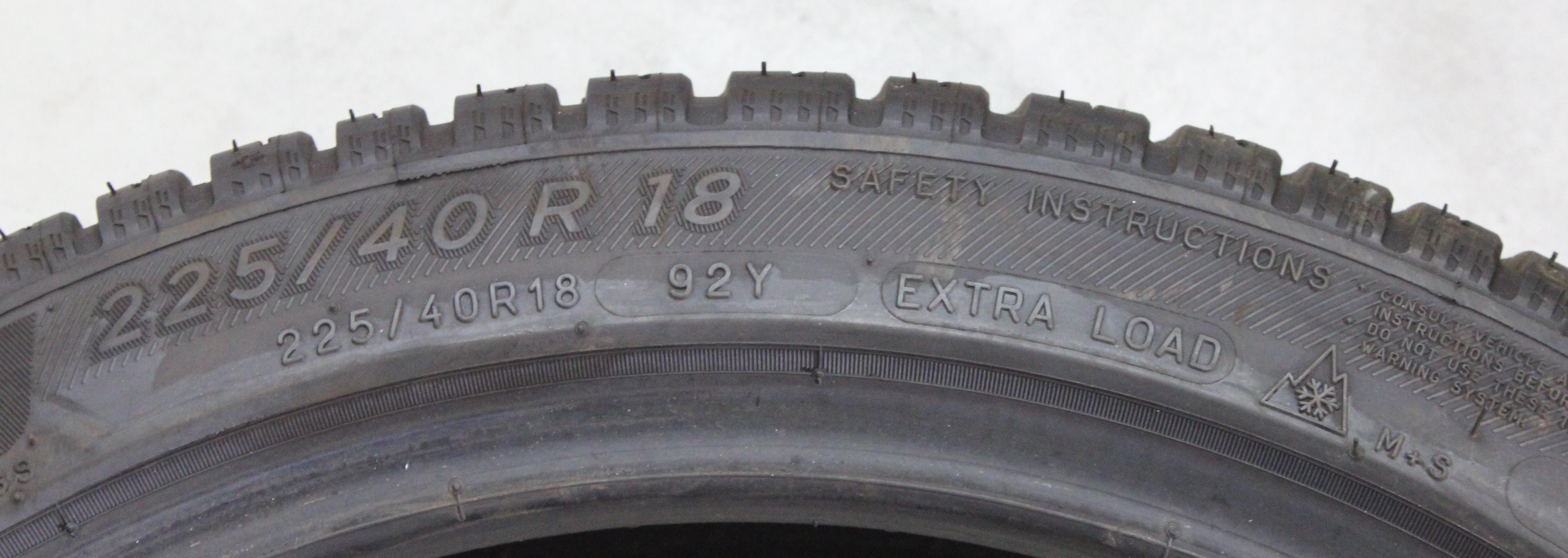 2 x 225/40R18 92Y Ganzjahresreifen Michelin Cross Climate ZP + 6,5mm 2024 XL