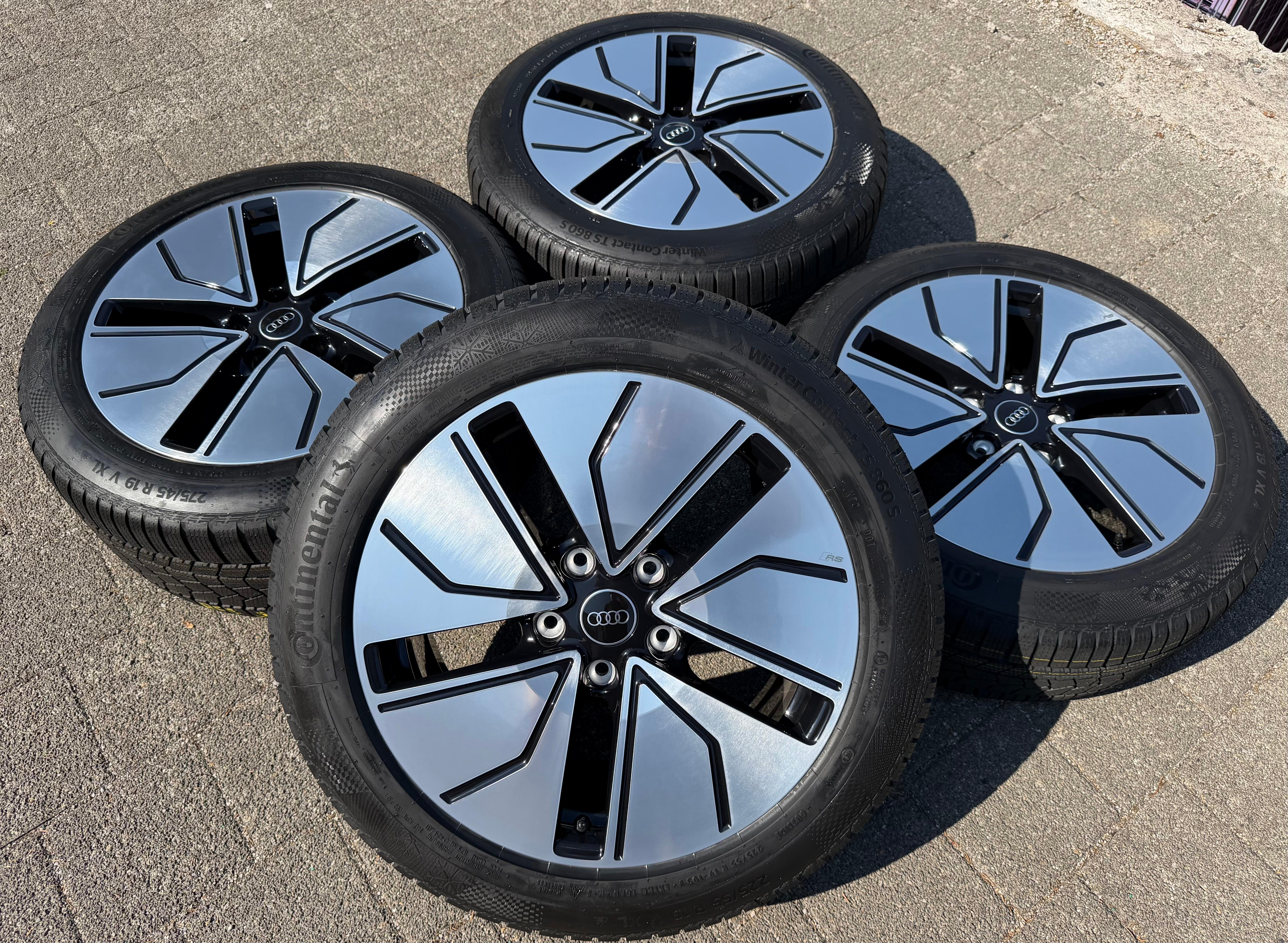 4 originele 19-inch aluminium wintervelgen voor de Audi E-Tron GT 4J3601025P 4J3601025N met bandenspanningscontrolesysteem (RDKS)